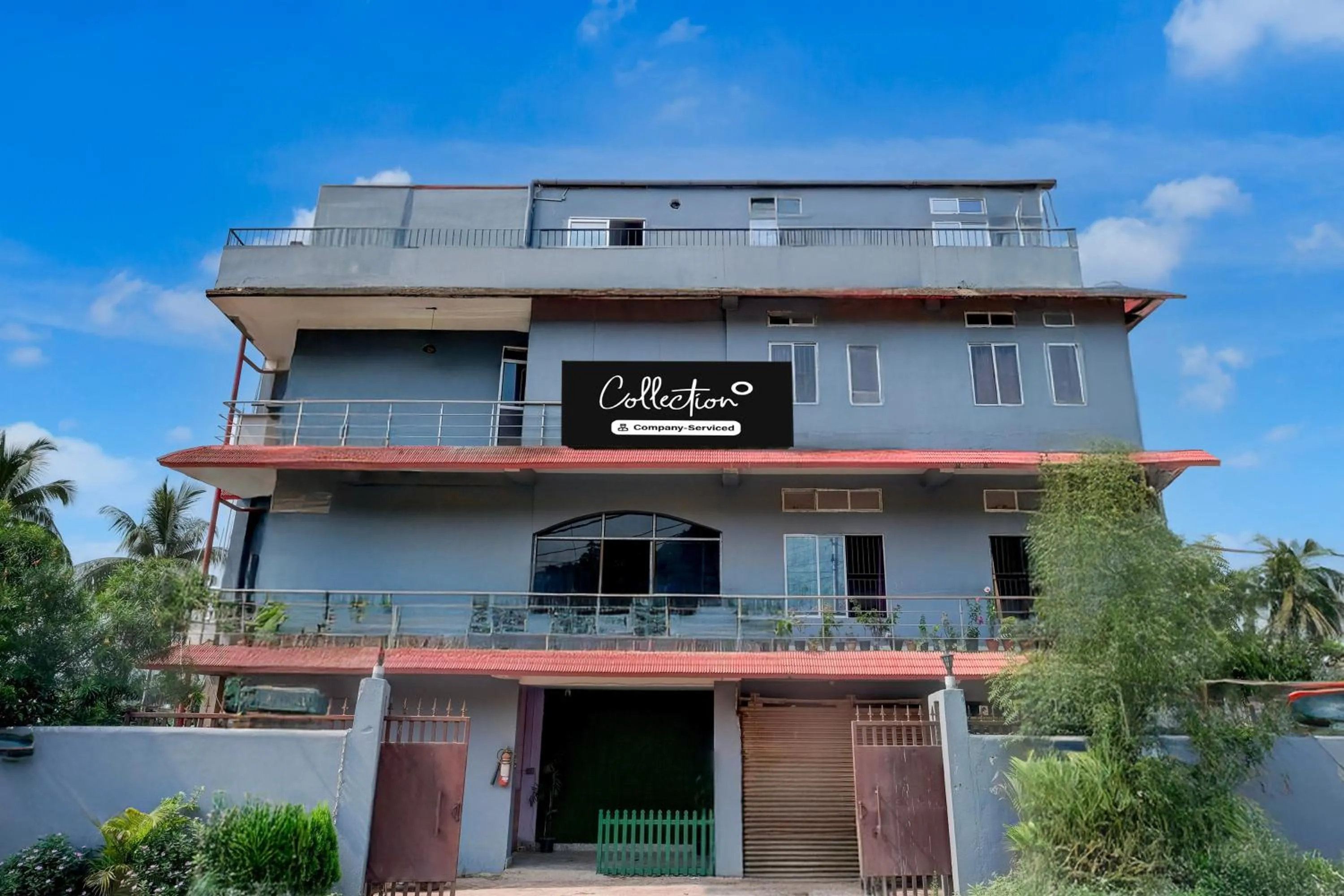 Facade/entrance in Super Hotel O Garchuk Market Formerly Trendz Stay