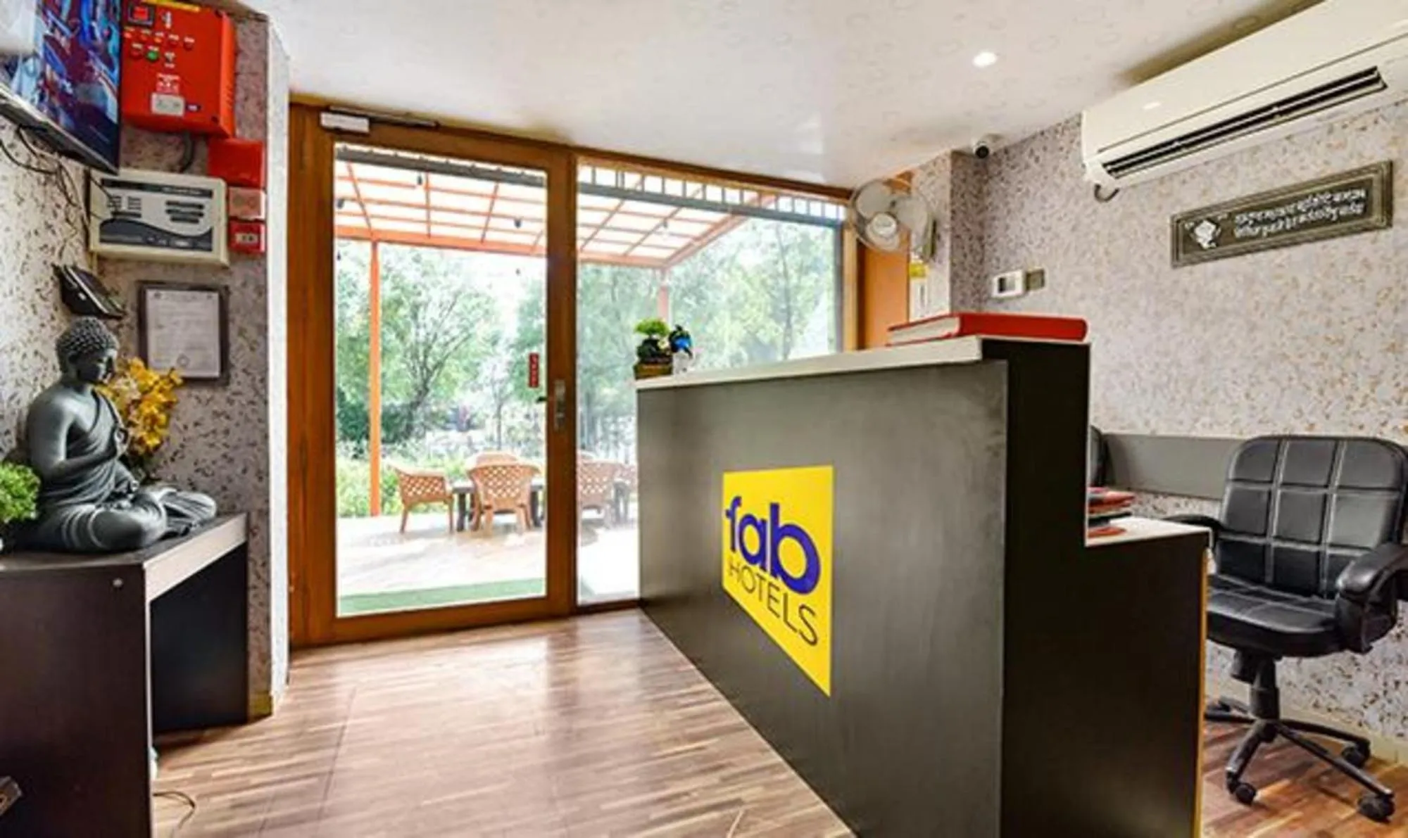 Lobby or reception in Oriva Siddharth Corporate