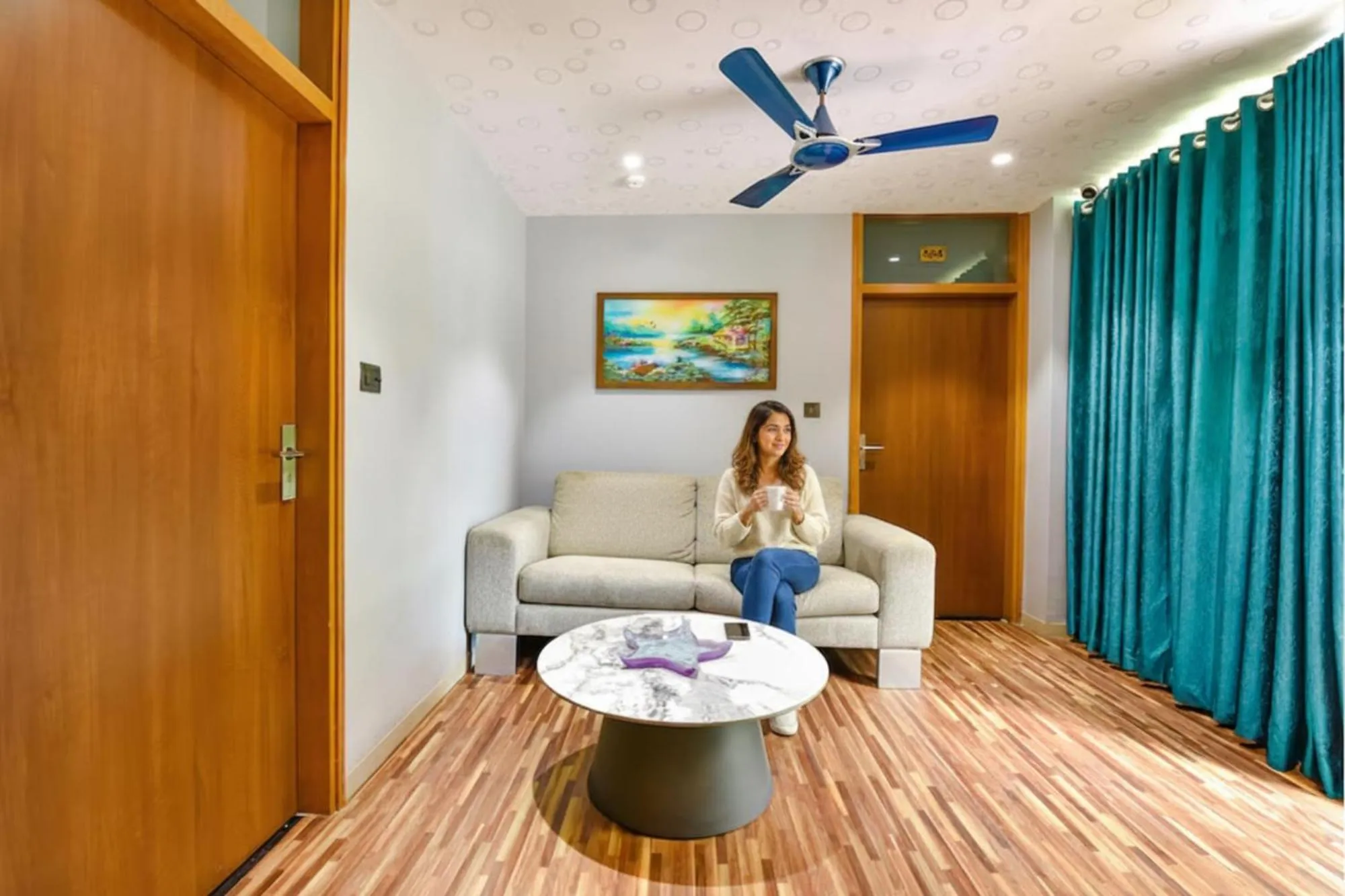 Seating area in Oriva Siddharth Corporate