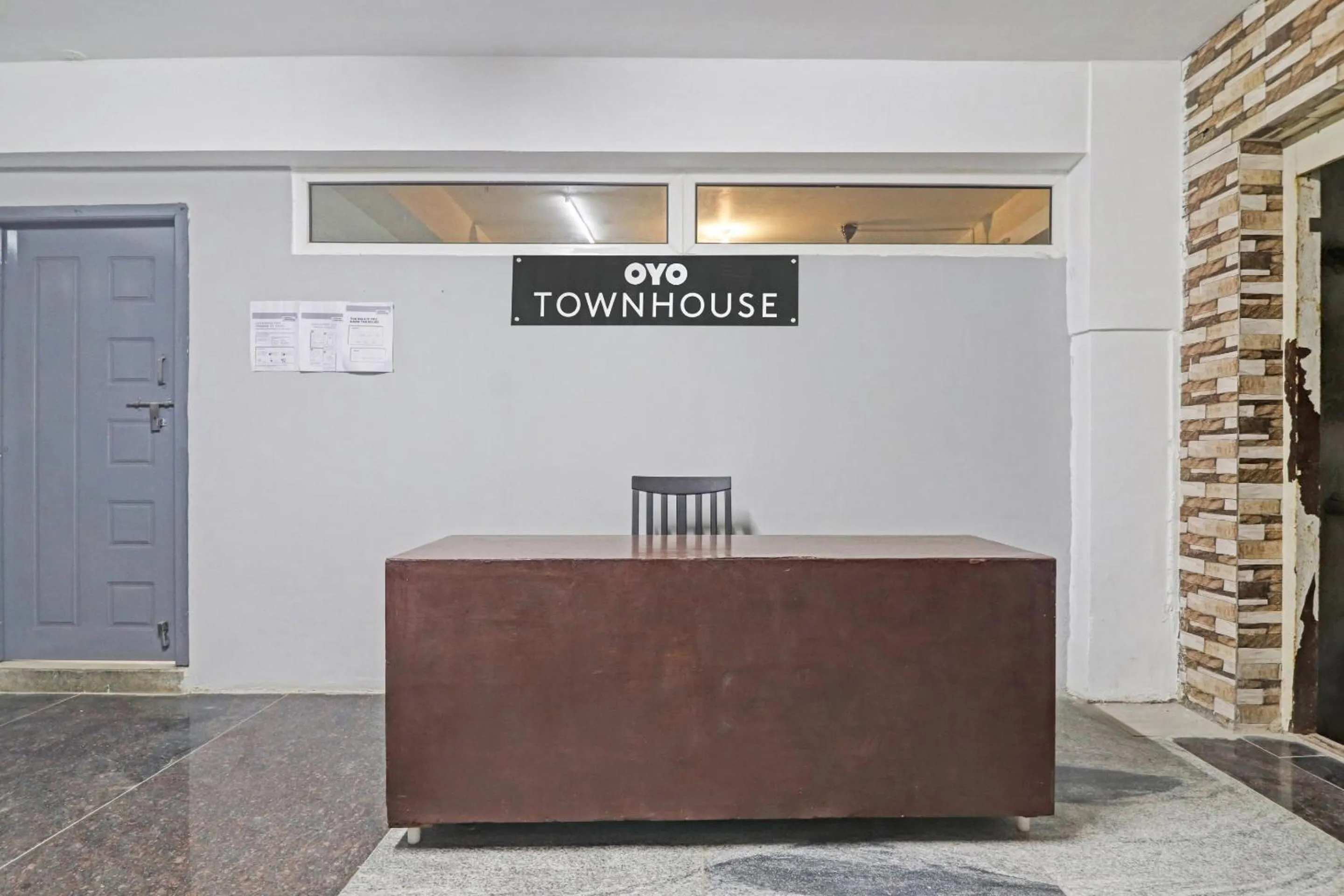 Lobby or reception in Townhouse De Alphabet Hotel