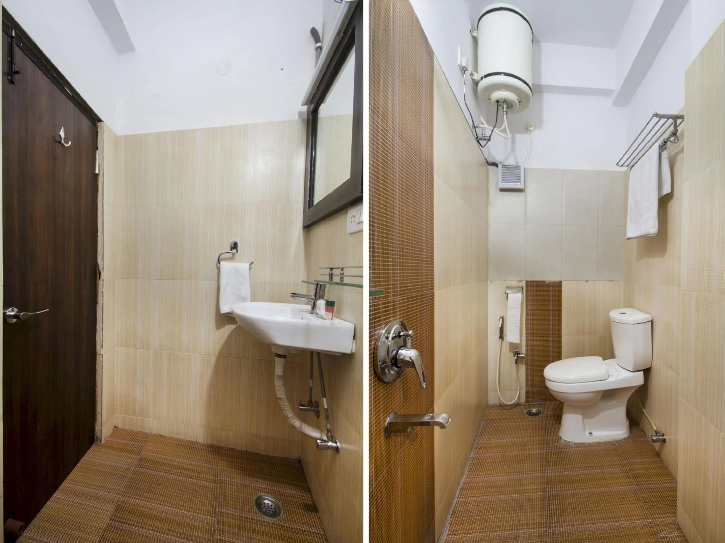 Bathroom in Collection O Park Heights Banjara Hills Near Gvk One Mall