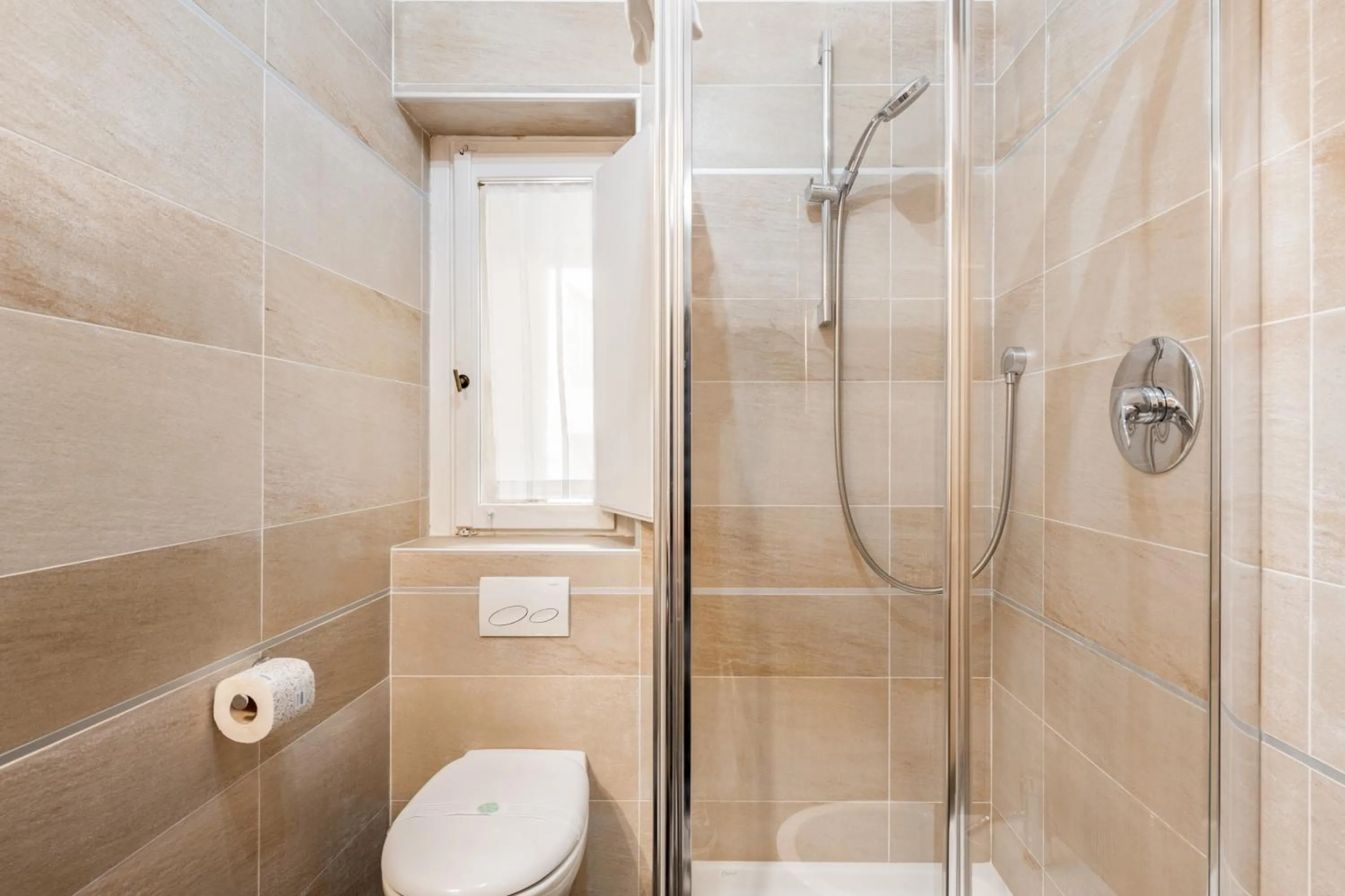 Bathroom in GuestHost - Torre dei Giudi apartments