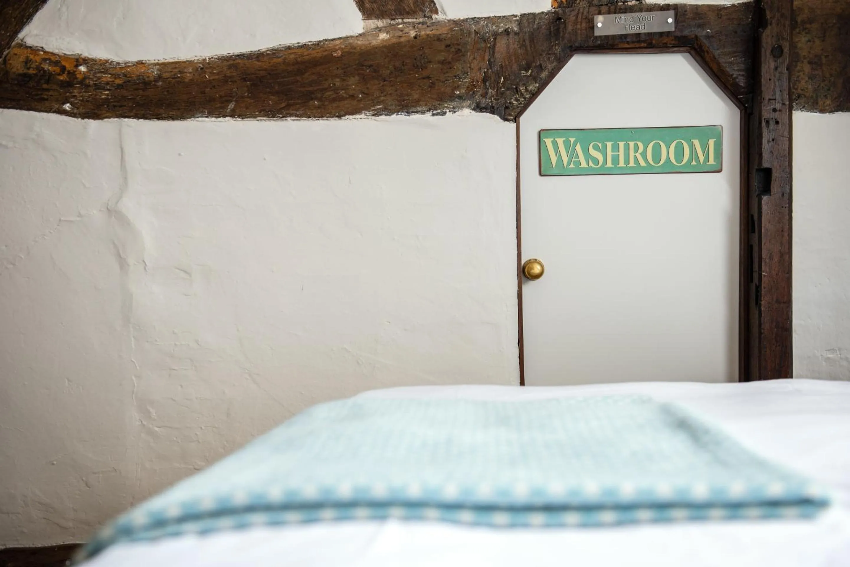 Bedroom, Bed in RHUBARB at Drapers Hall