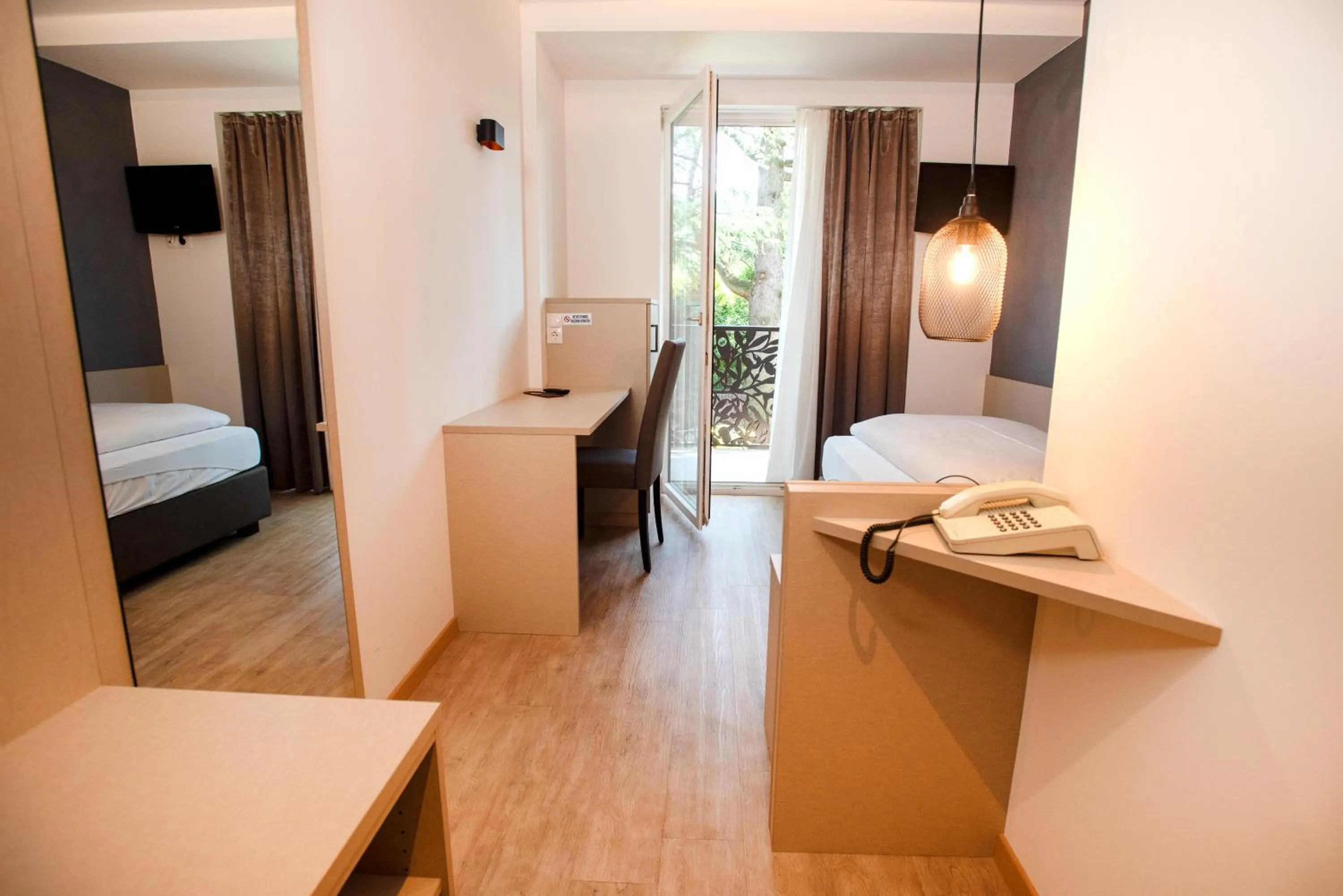 Bedroom, Bed in Hotel Chrys