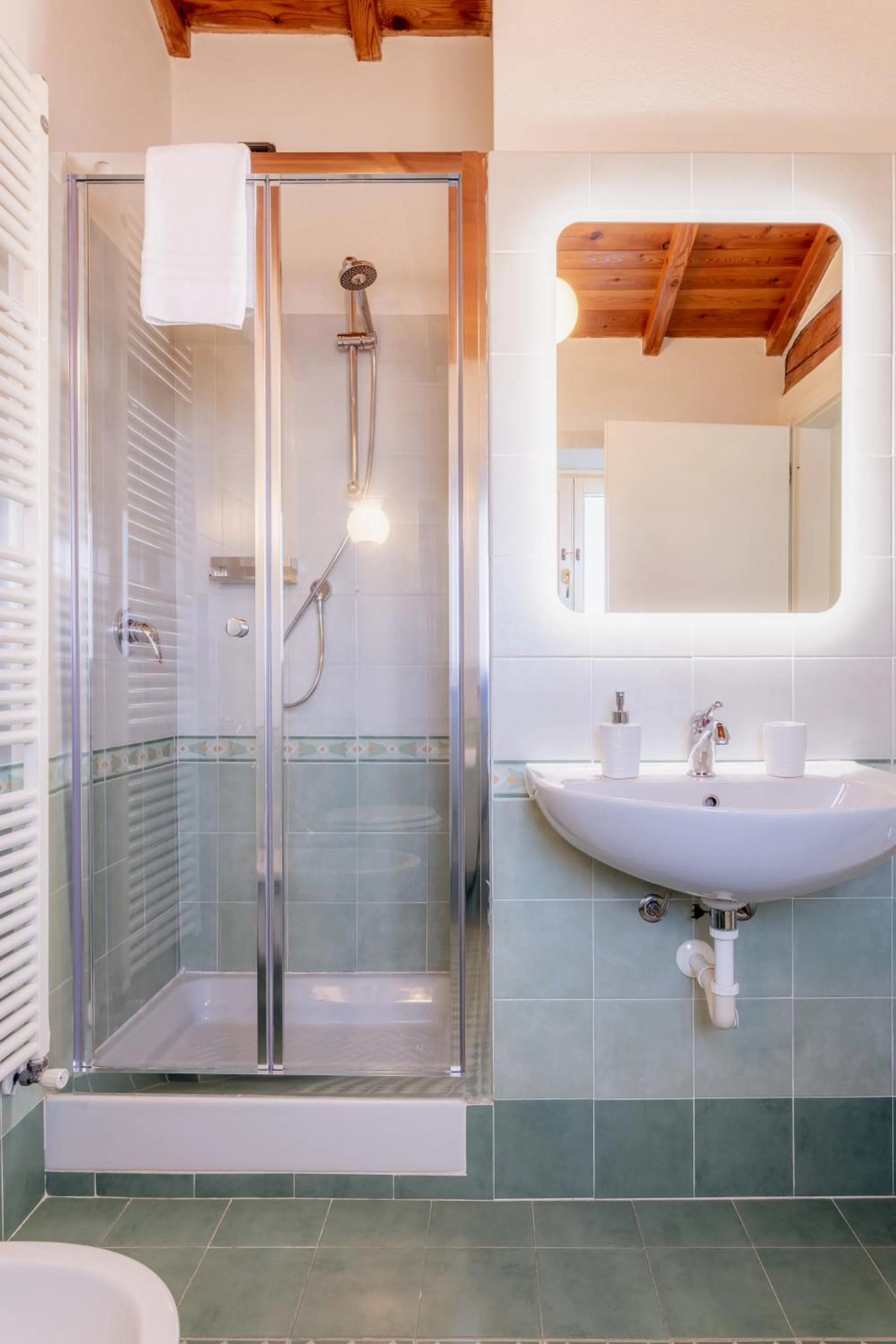 Shower in Villa Romantica Wellness & SPA