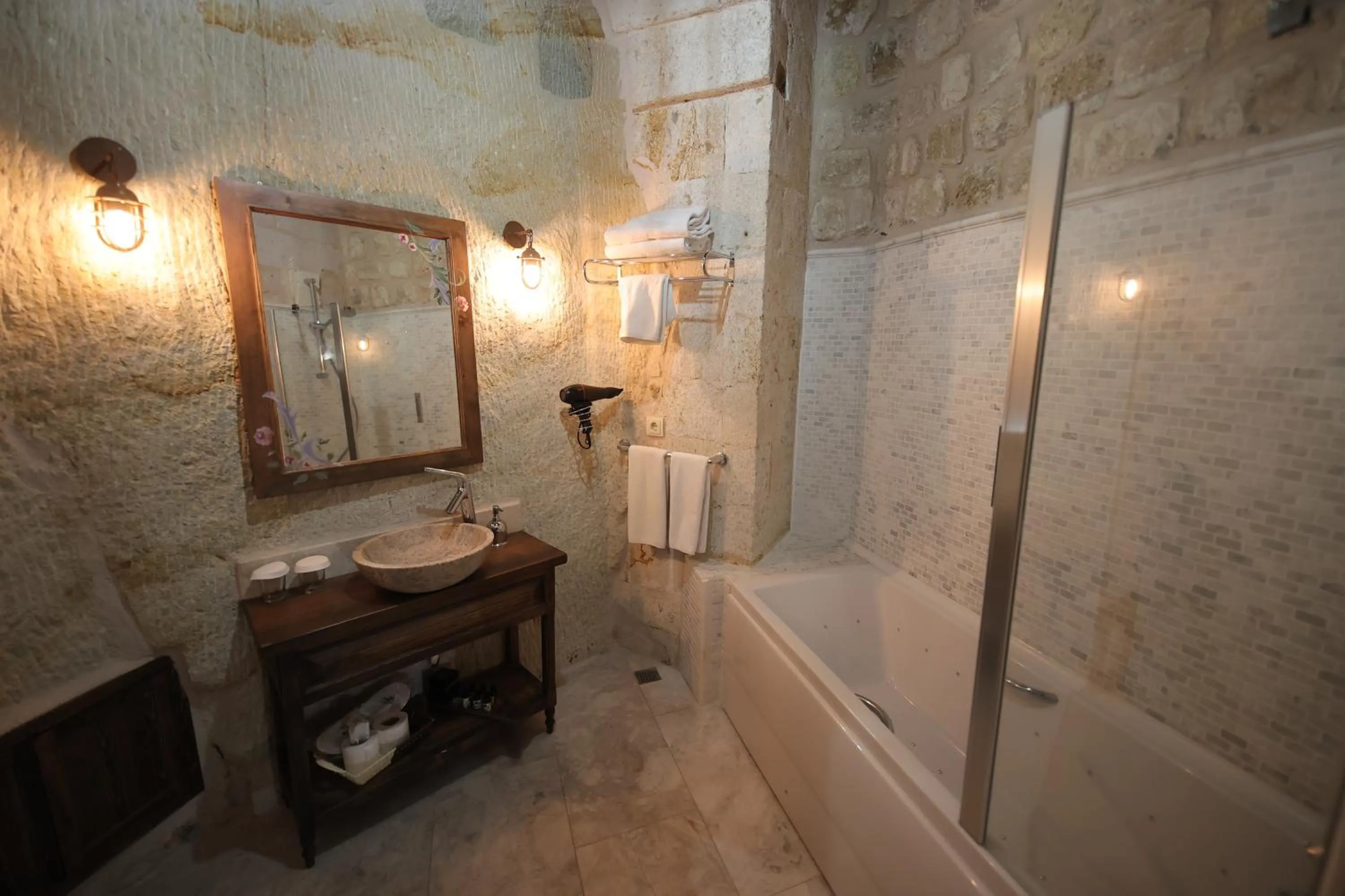 Bathroom in Ürgüp Cave Suites