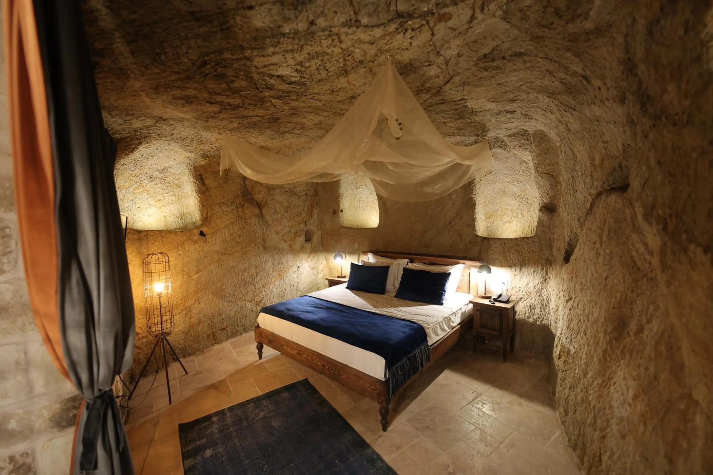 Bed in Ürgüp Cave Suites