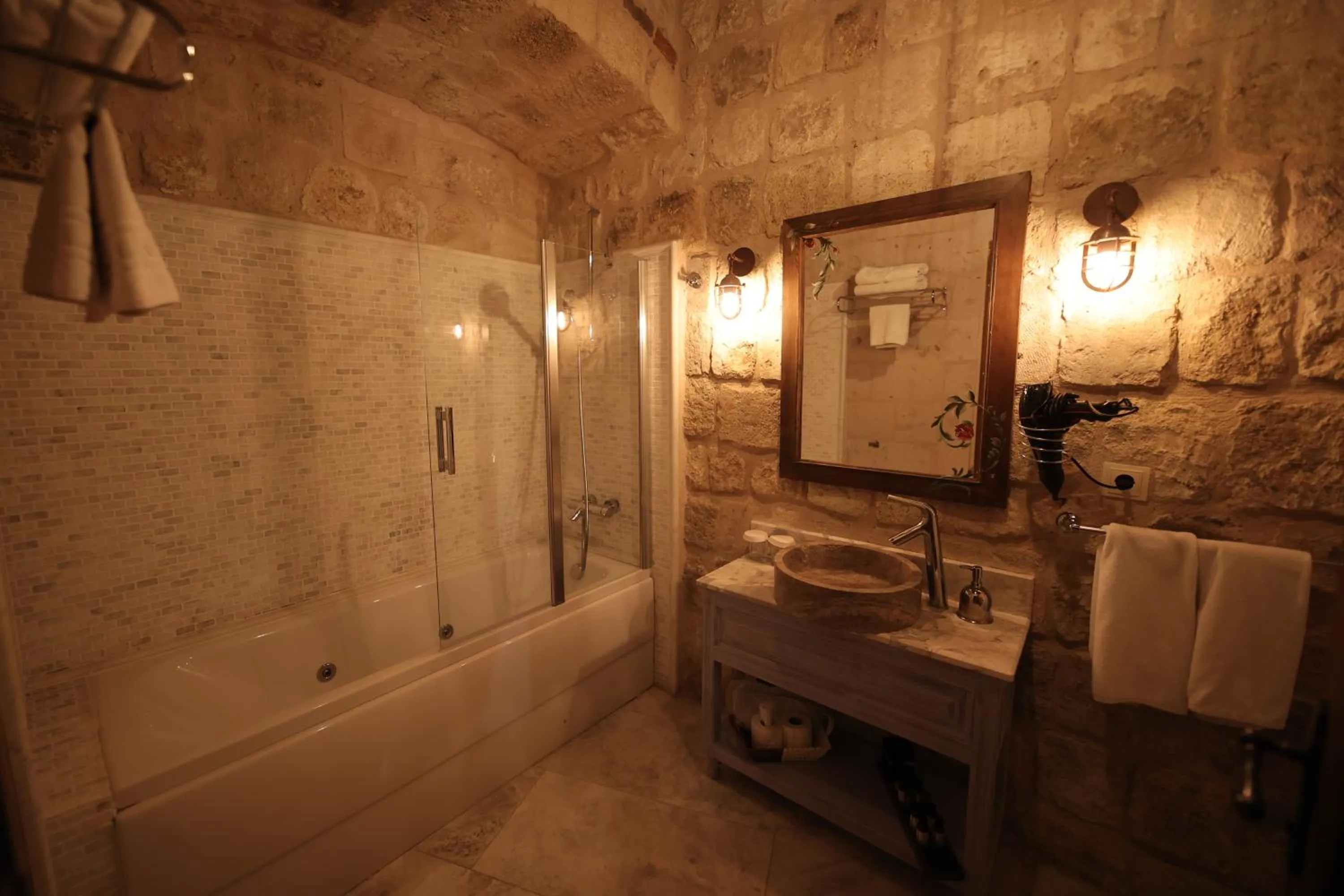 Bathroom in Ürgüp Cave Suites