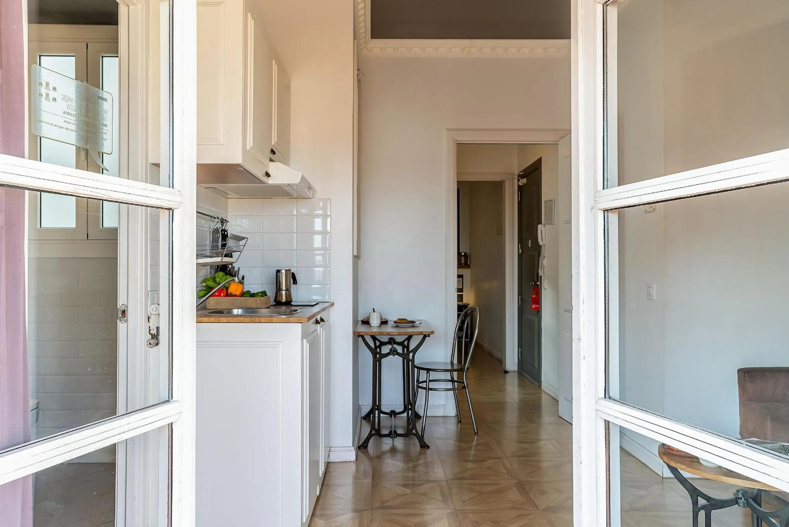 Kitchen or kitchenette in Casa Gracia Apartments