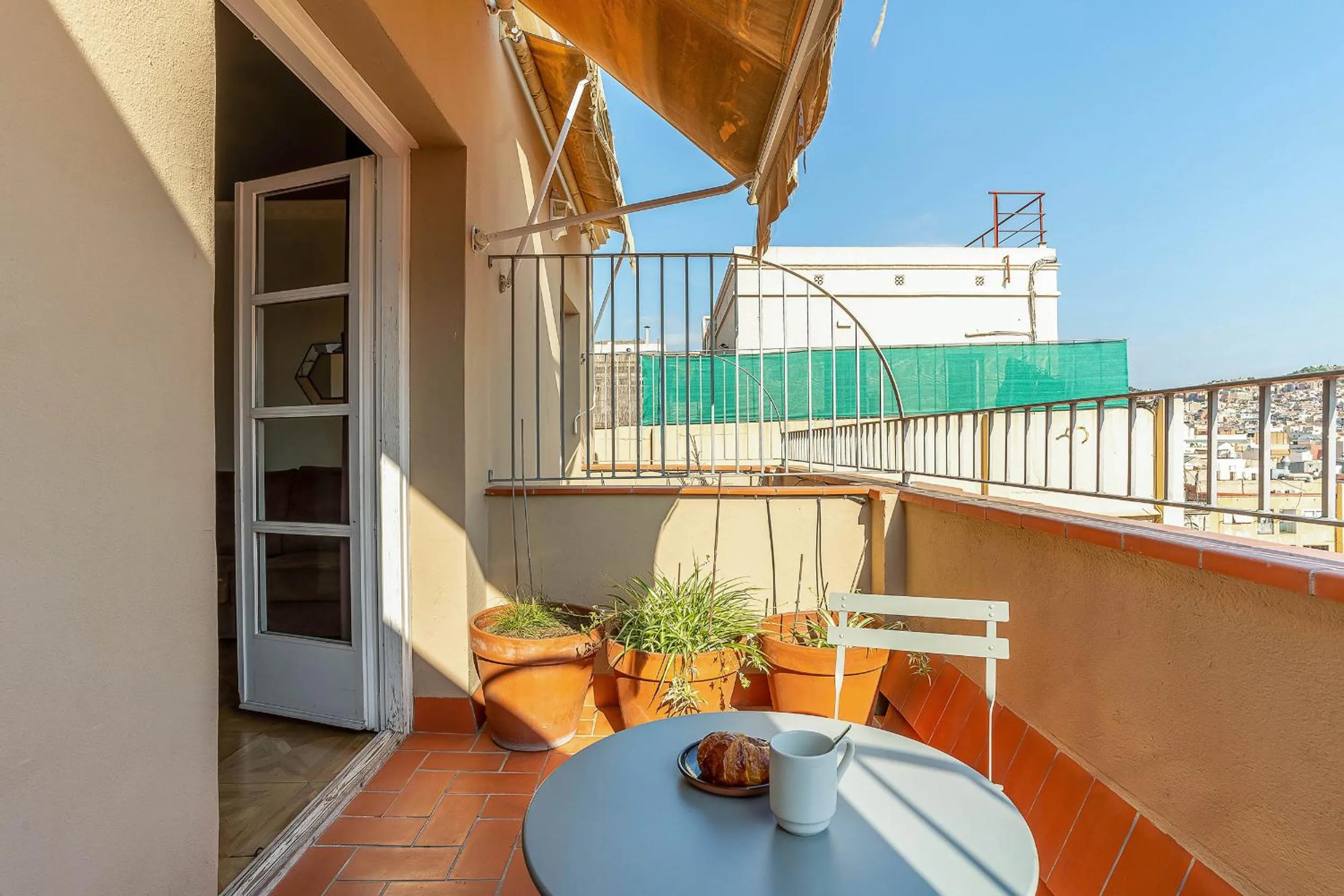 Day in Casa Gracia Apartments