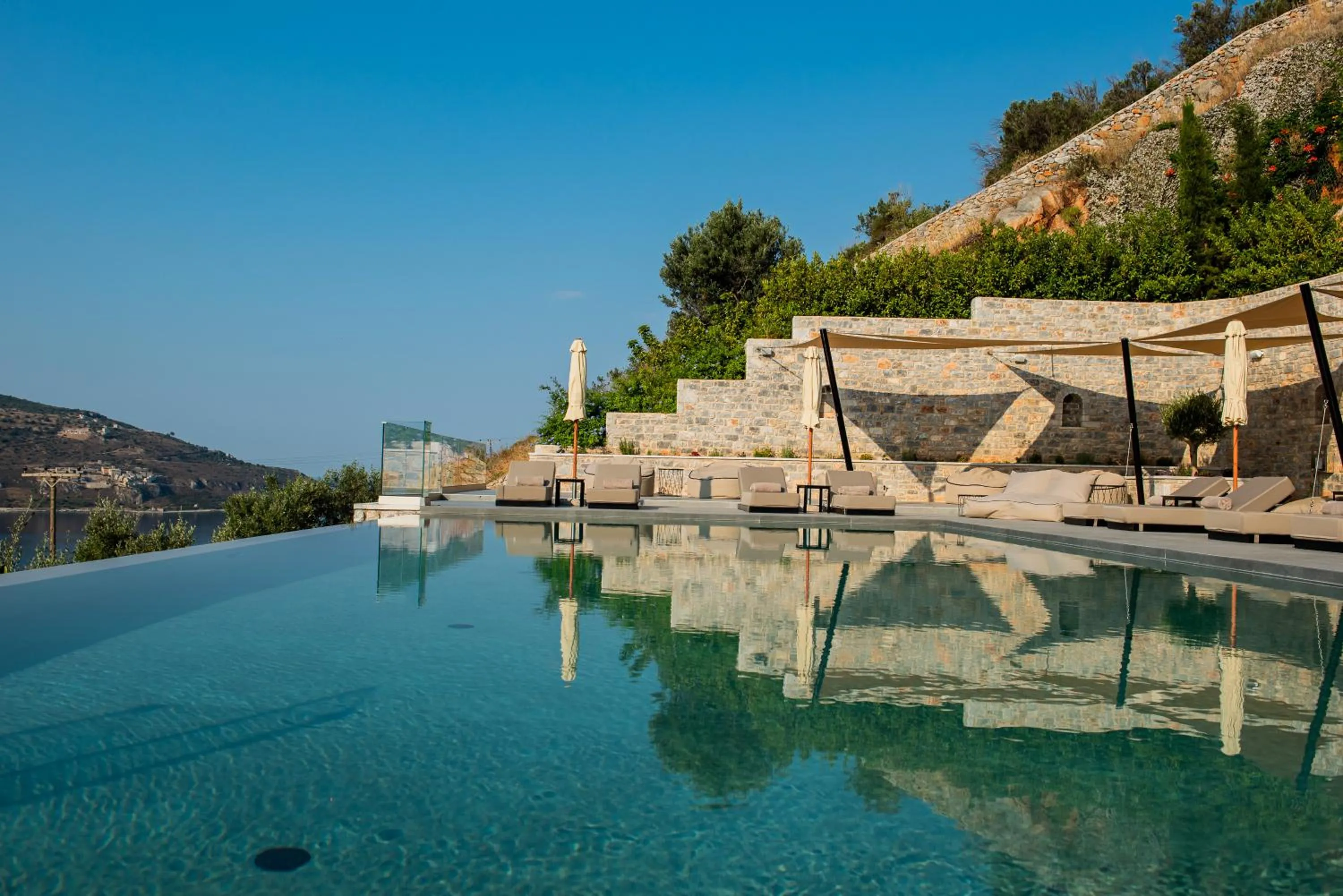 Swimming pool in Manifest Boutique Hotel