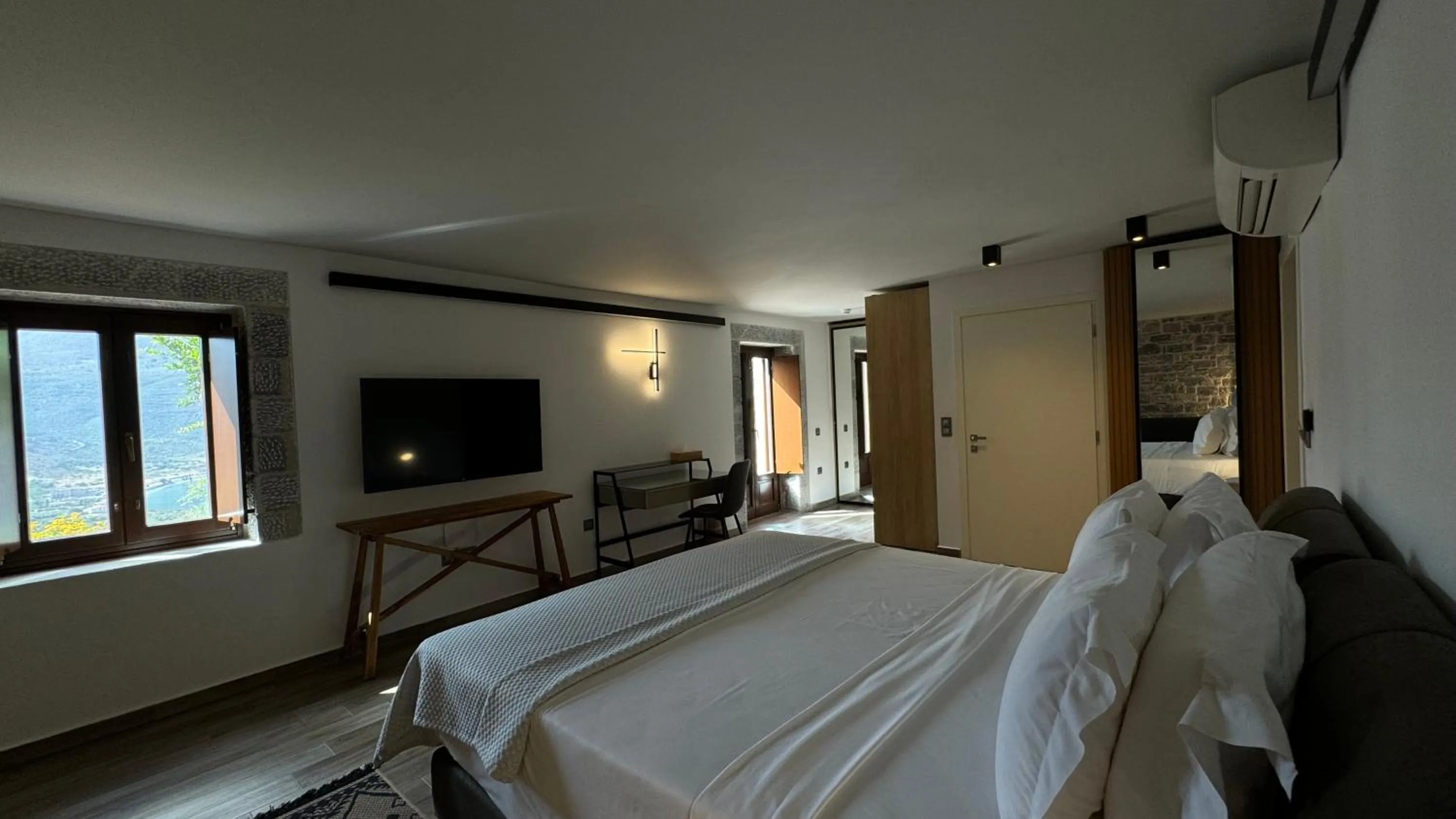 Bed in Manifest Boutique Hotel