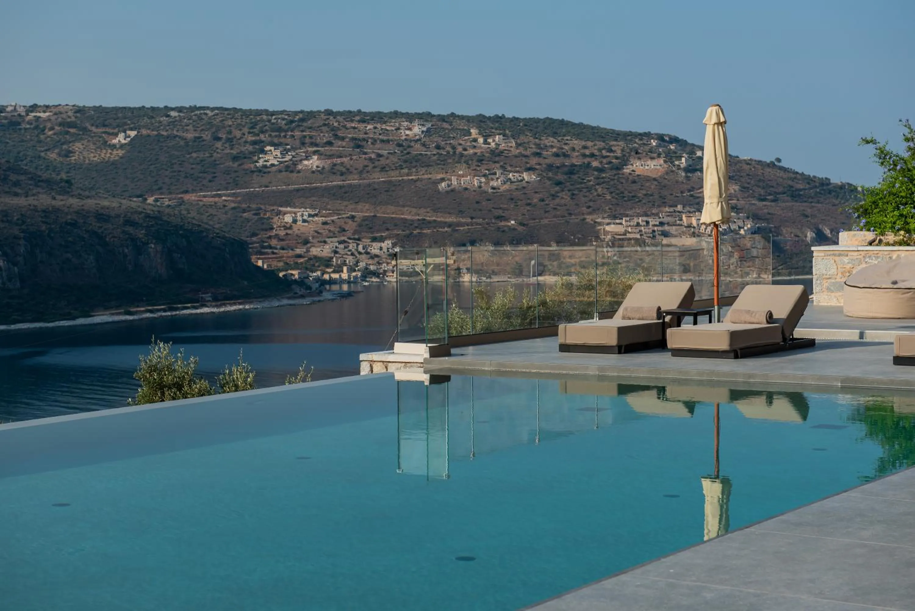 Swimming pool in Manifest Boutique Hotel