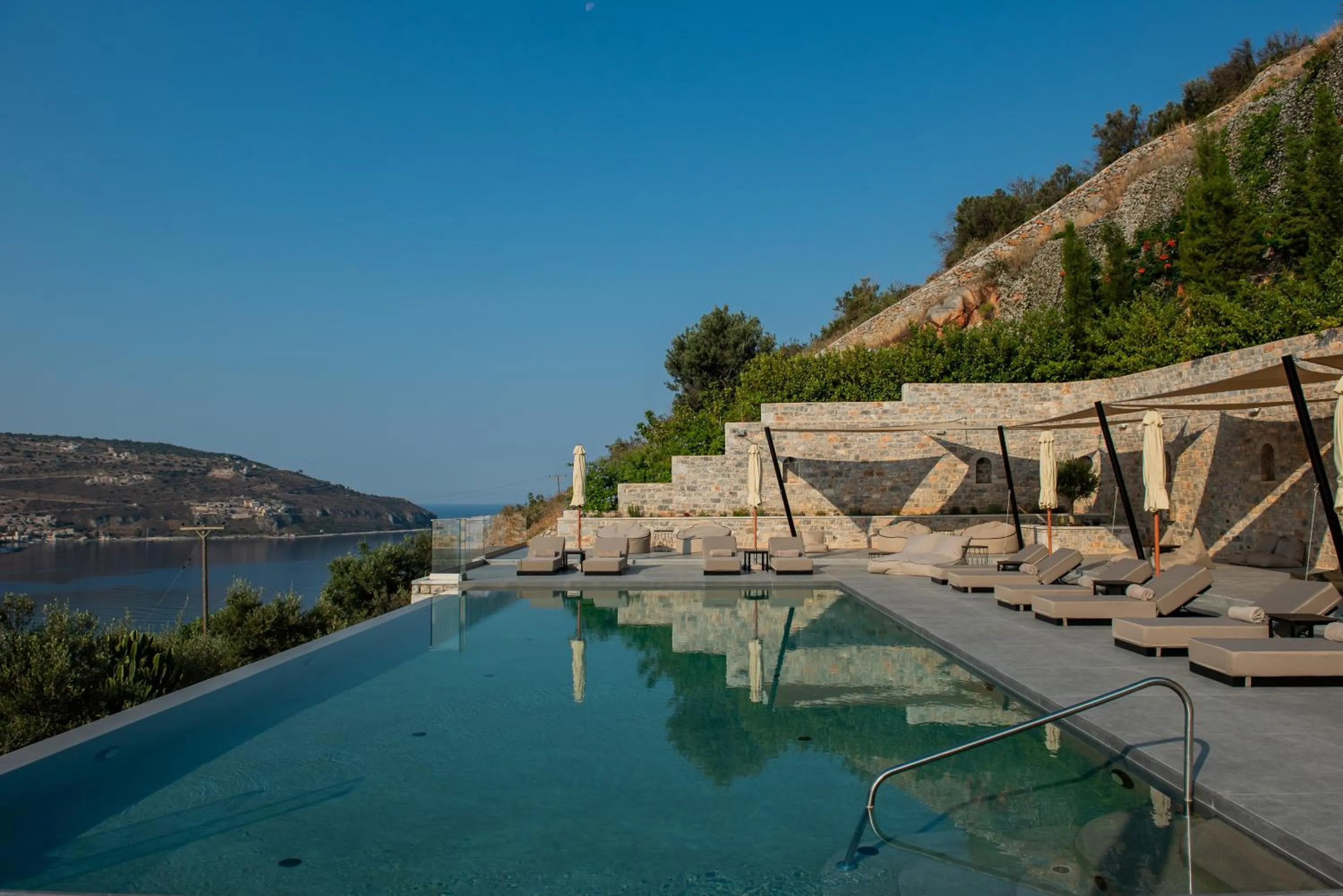 Swimming pool in Manifest Boutique Hotel