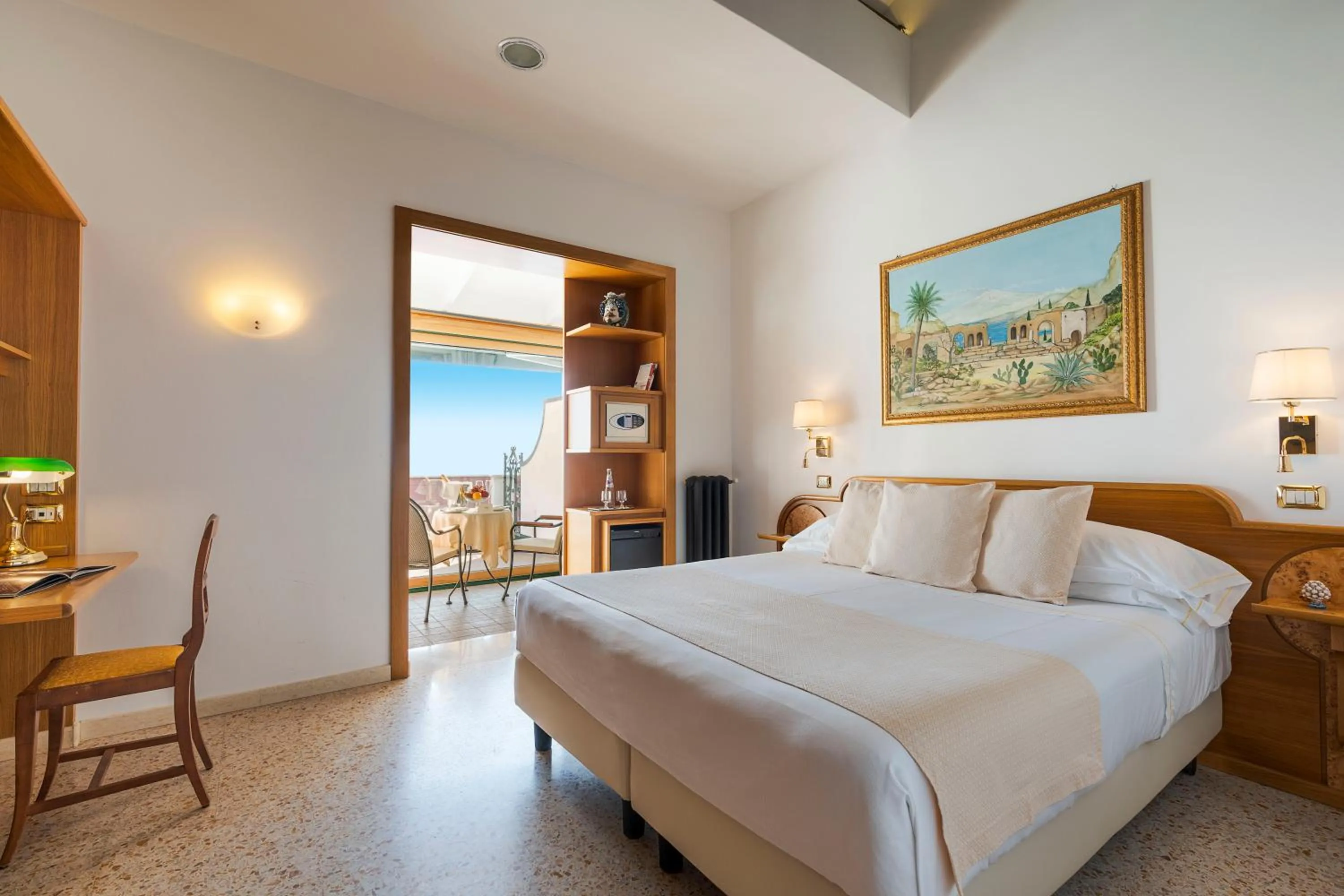 Bedroom, Bed in Hotel Villa Schuler