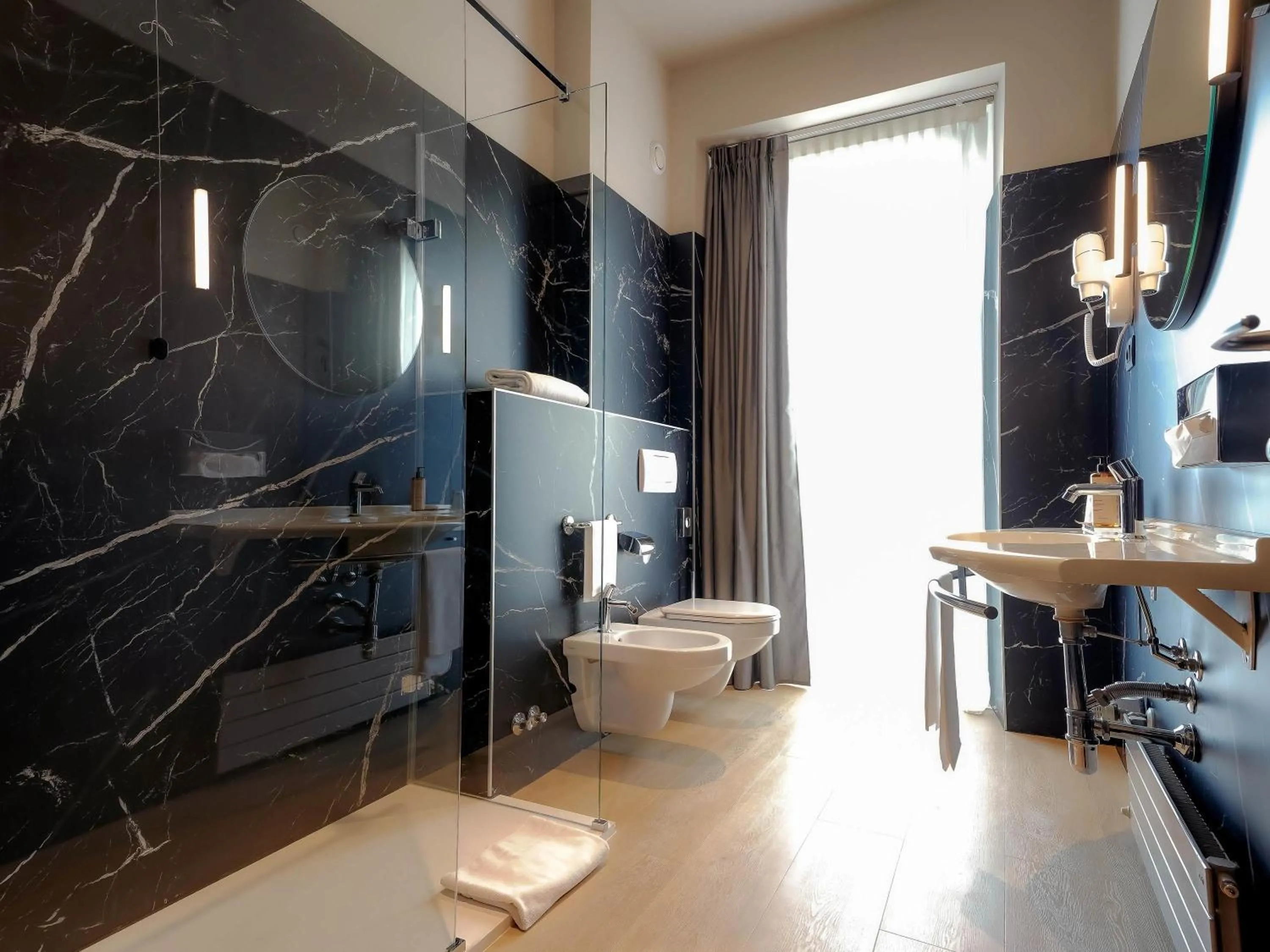 Bedroom in Mercure Bergamo Centro Palazzo Dolci