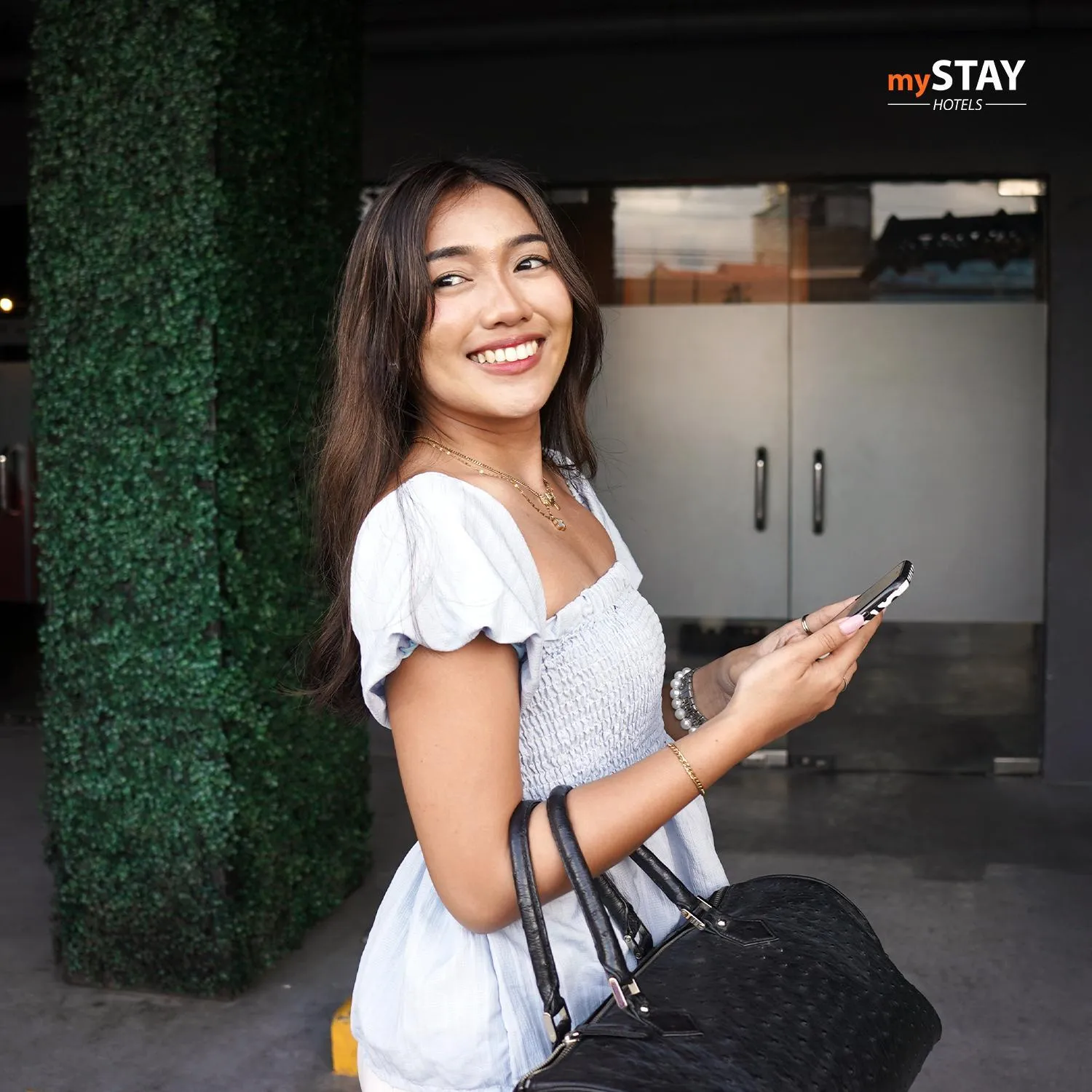 Facade/entrance in mySTAY Hotel BGC East