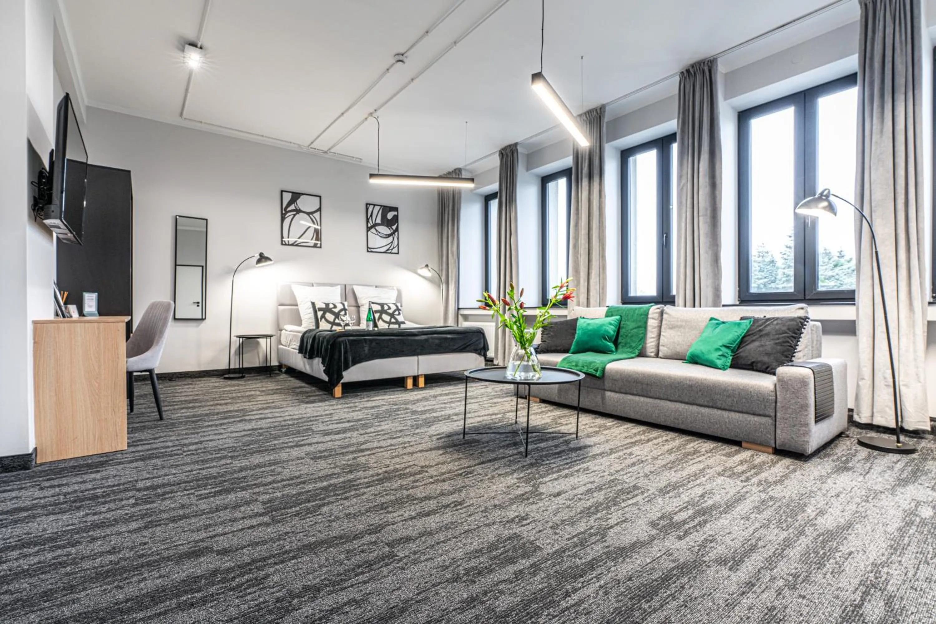 Photo of the whole room in VANTA Business Center