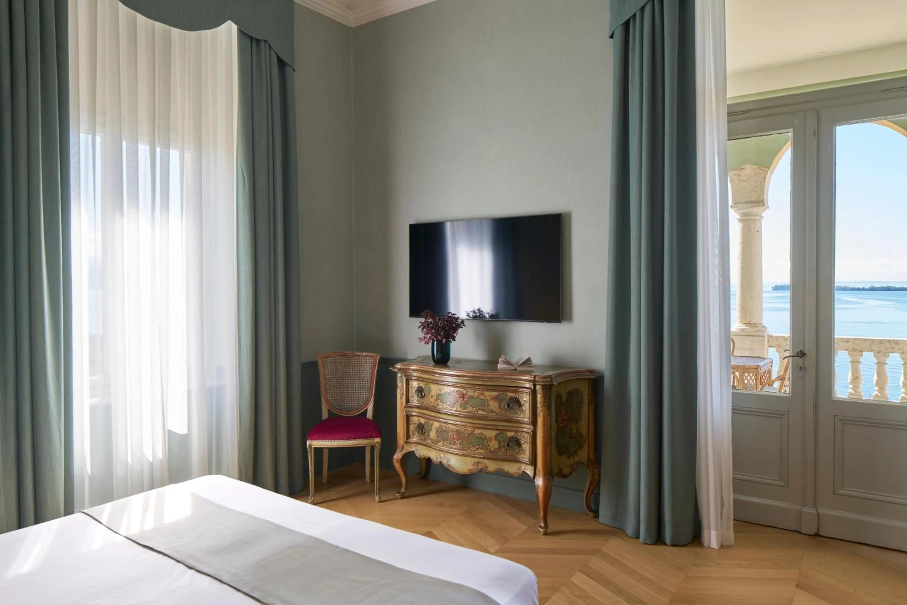 Bed in Hotel Villa Del Sogno