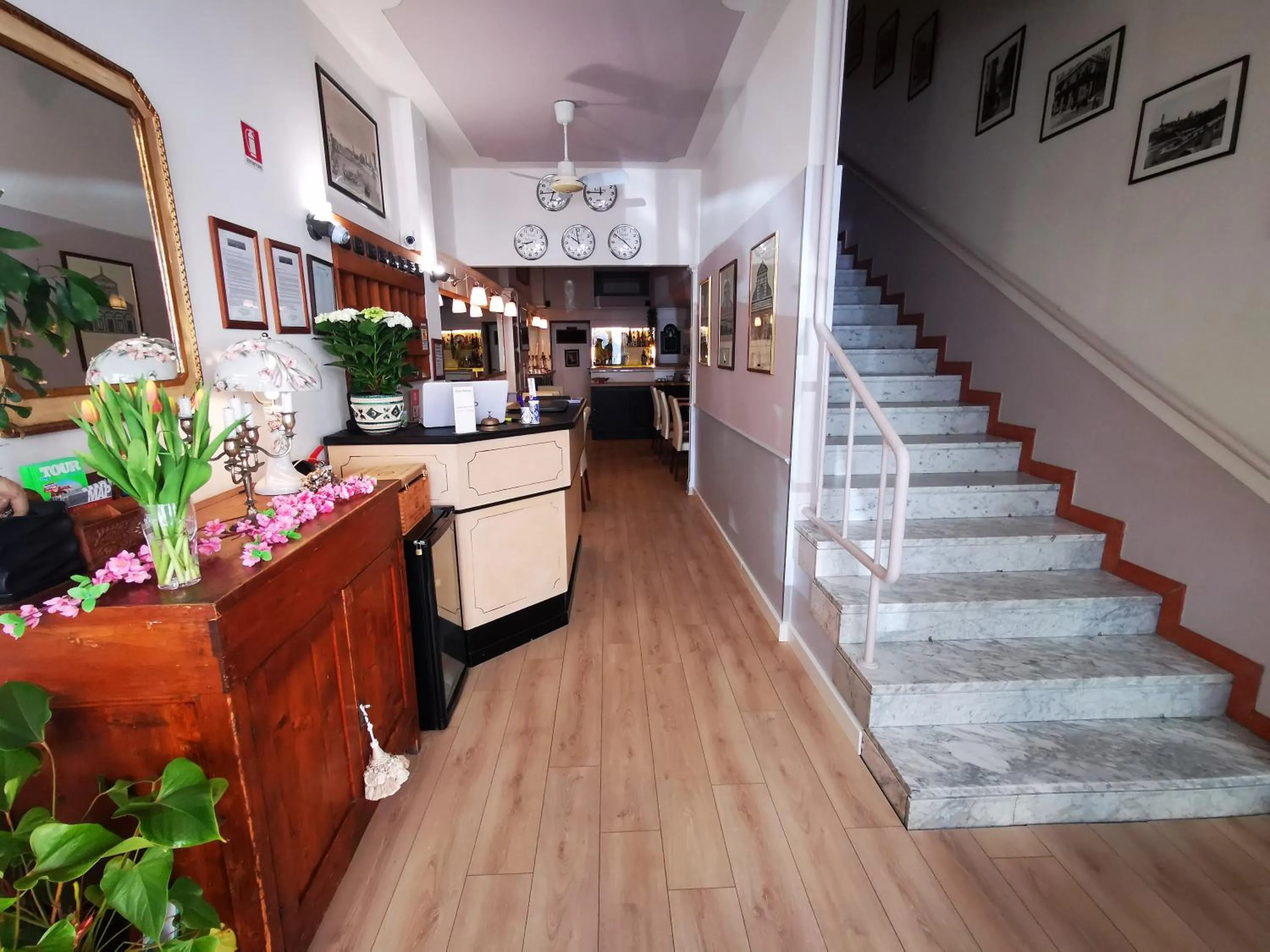 Lobby or reception in Hotel Balcony