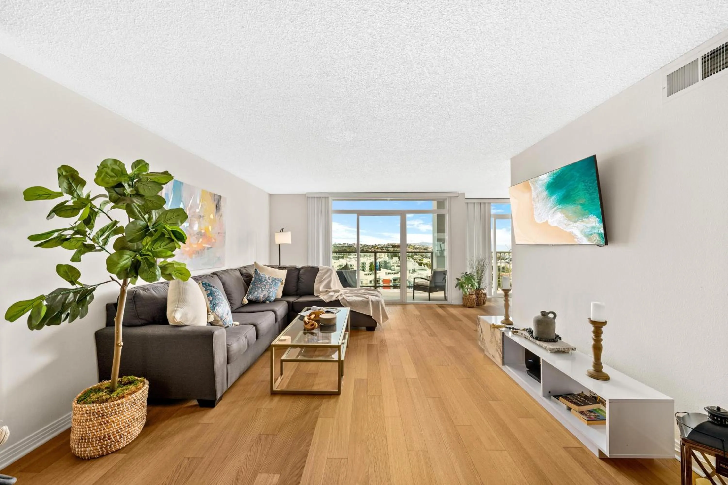 Living room in The tulip Marina Highrise with ocean view