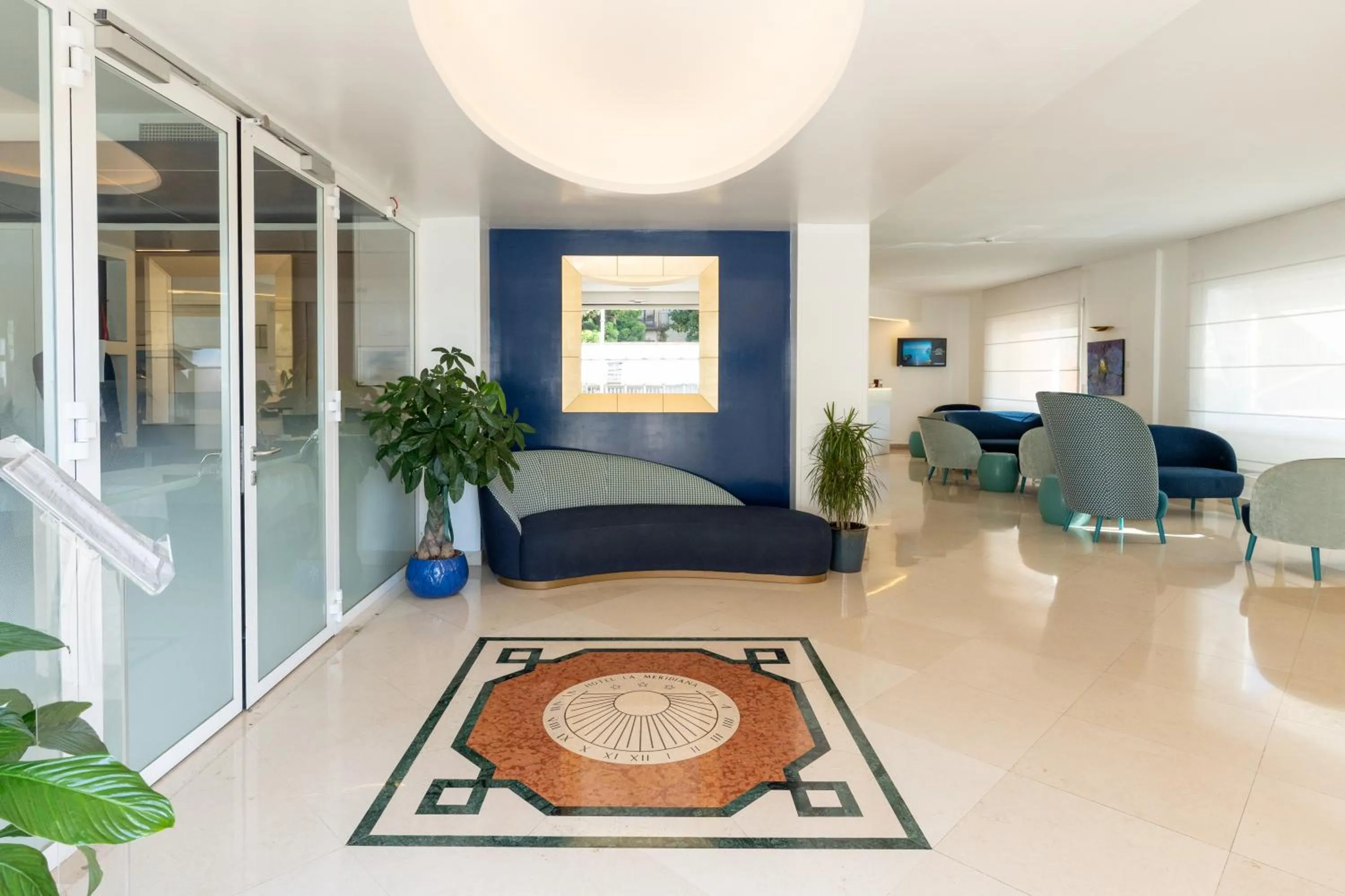 Lobby or reception in Hotel La Meridiana