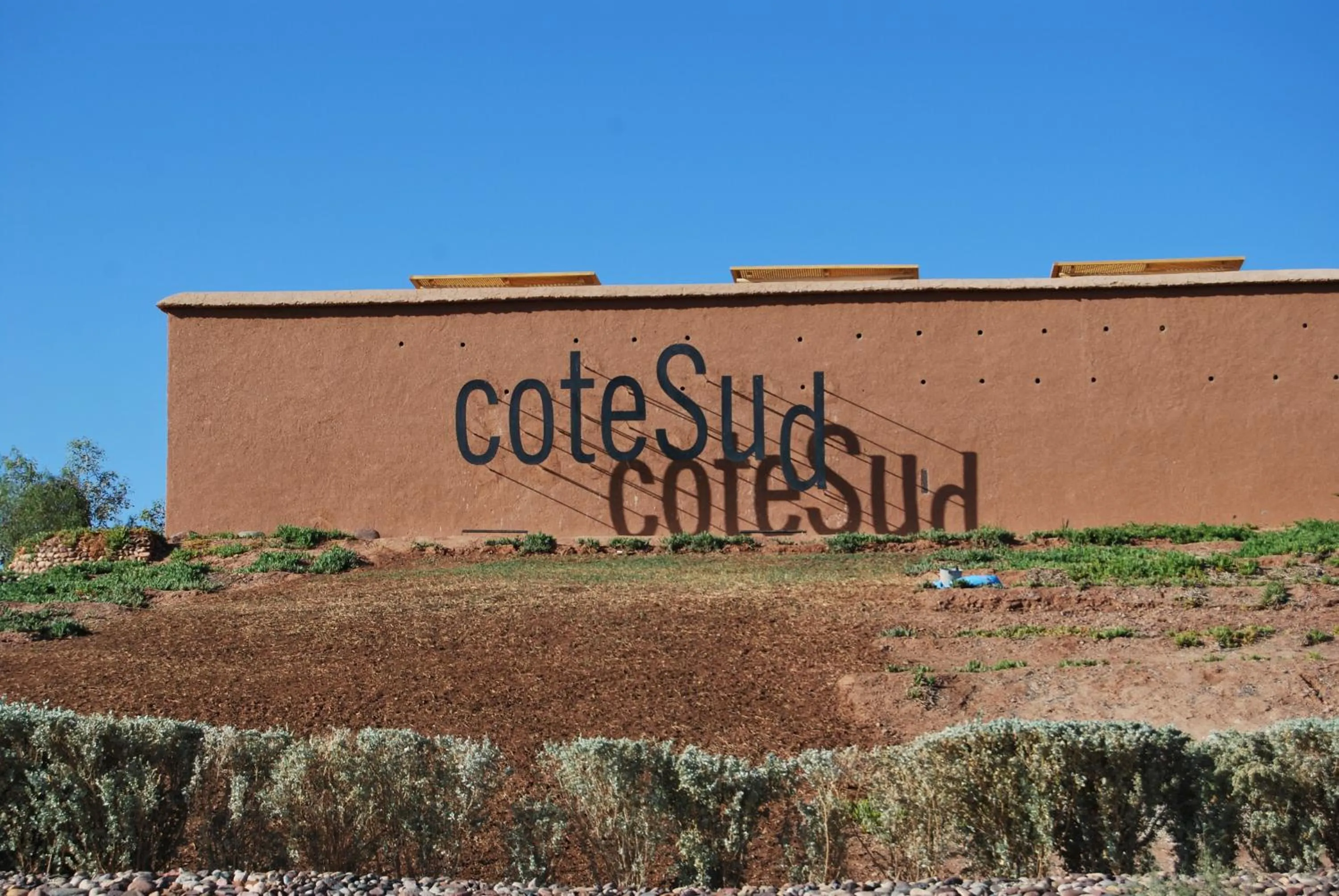 Property building in Côté Sud