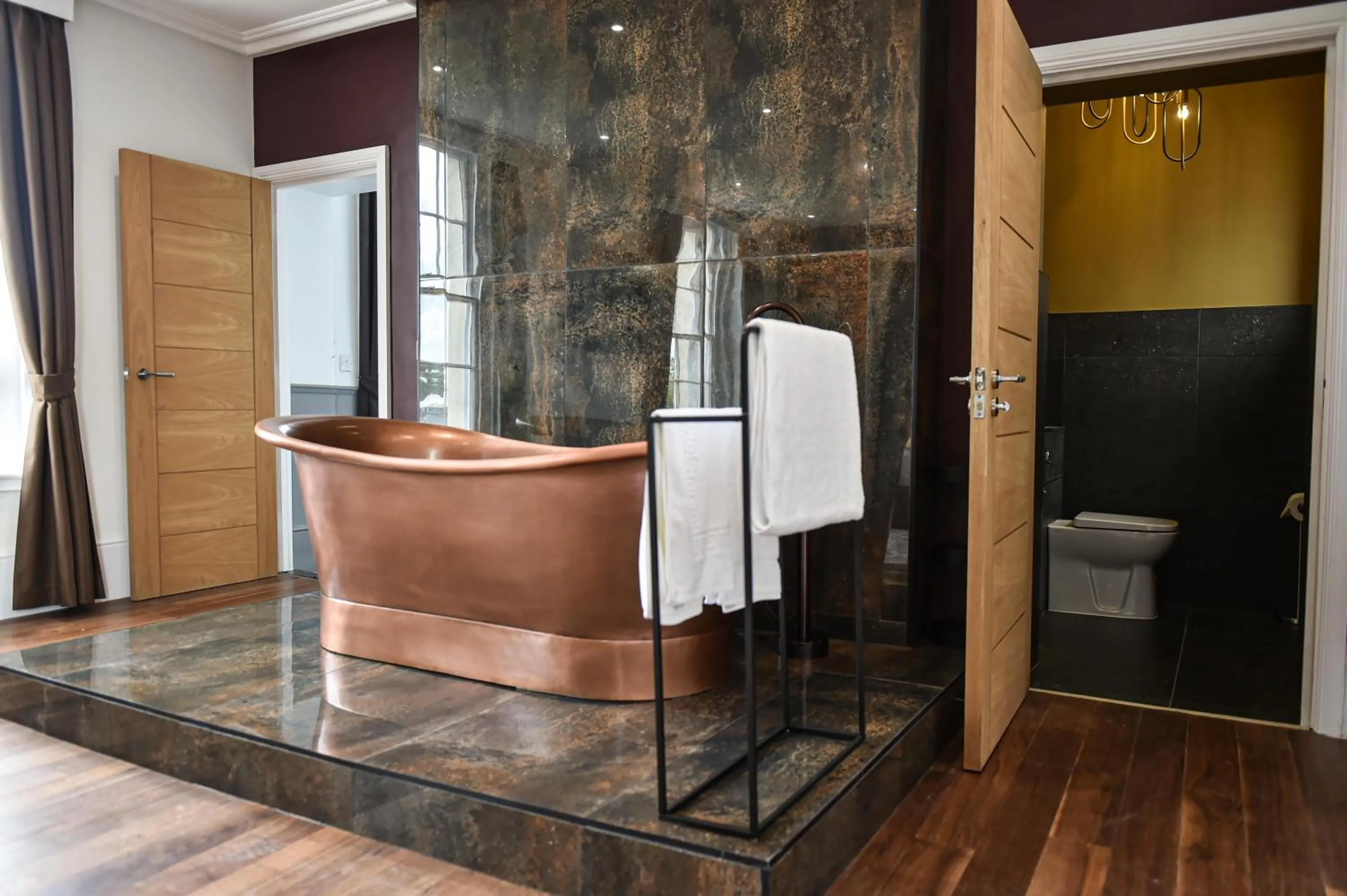 Bathroom in Victoria Colonnade Aparthotel