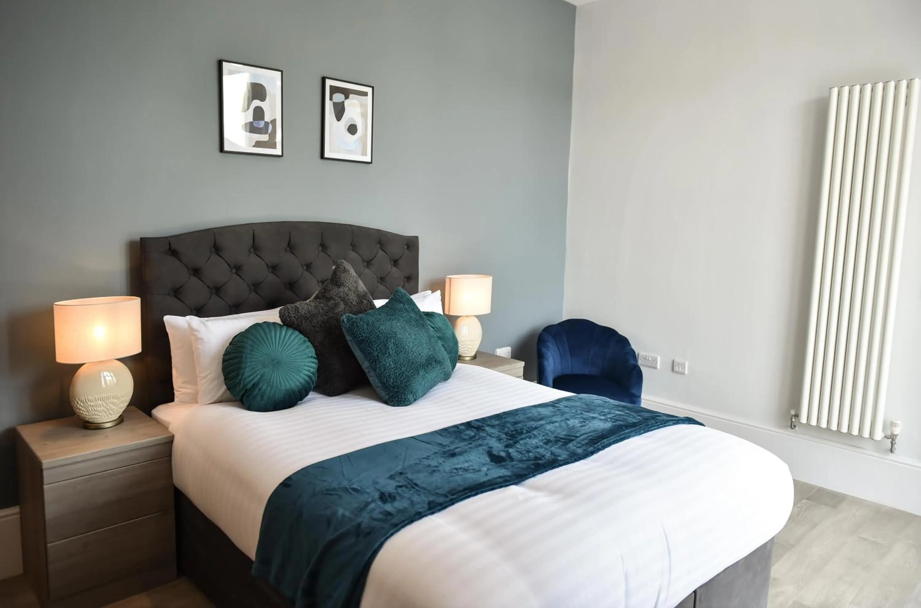 Photo of the whole room, Bed in Victoria Colonnade Aparthotel