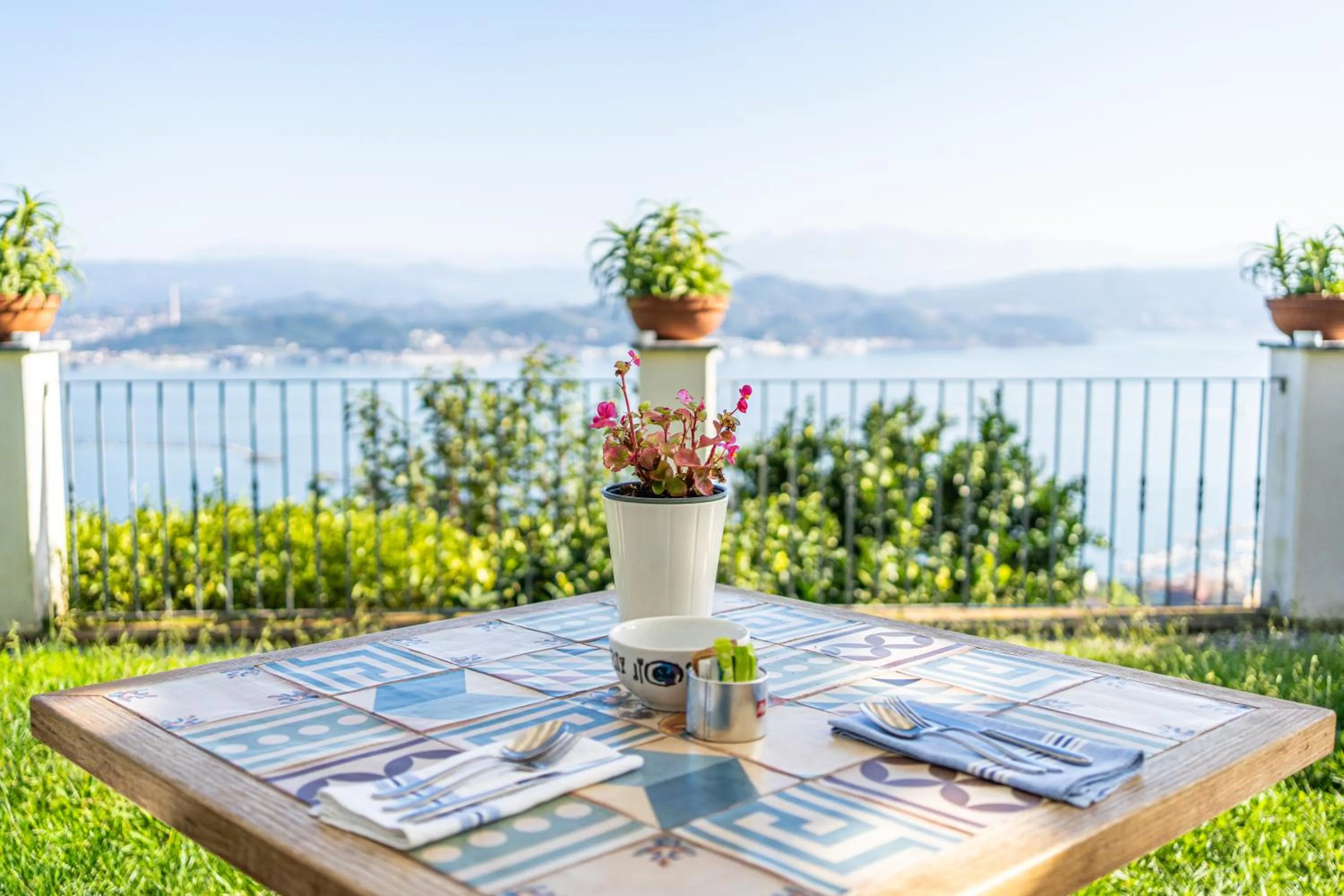 Dining area in Le Ville Relais