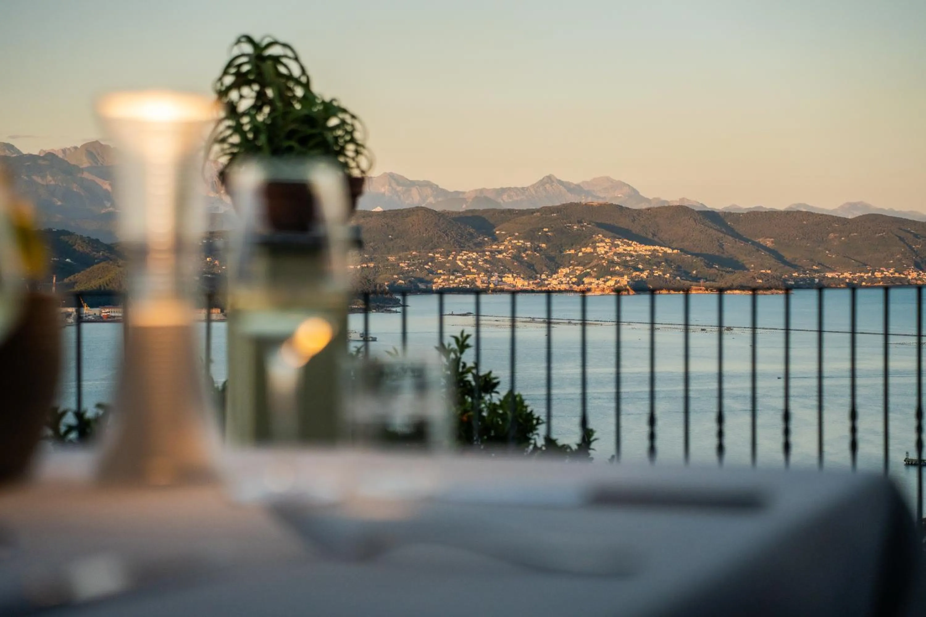 Restaurant/places to eat in Le Ville Relais