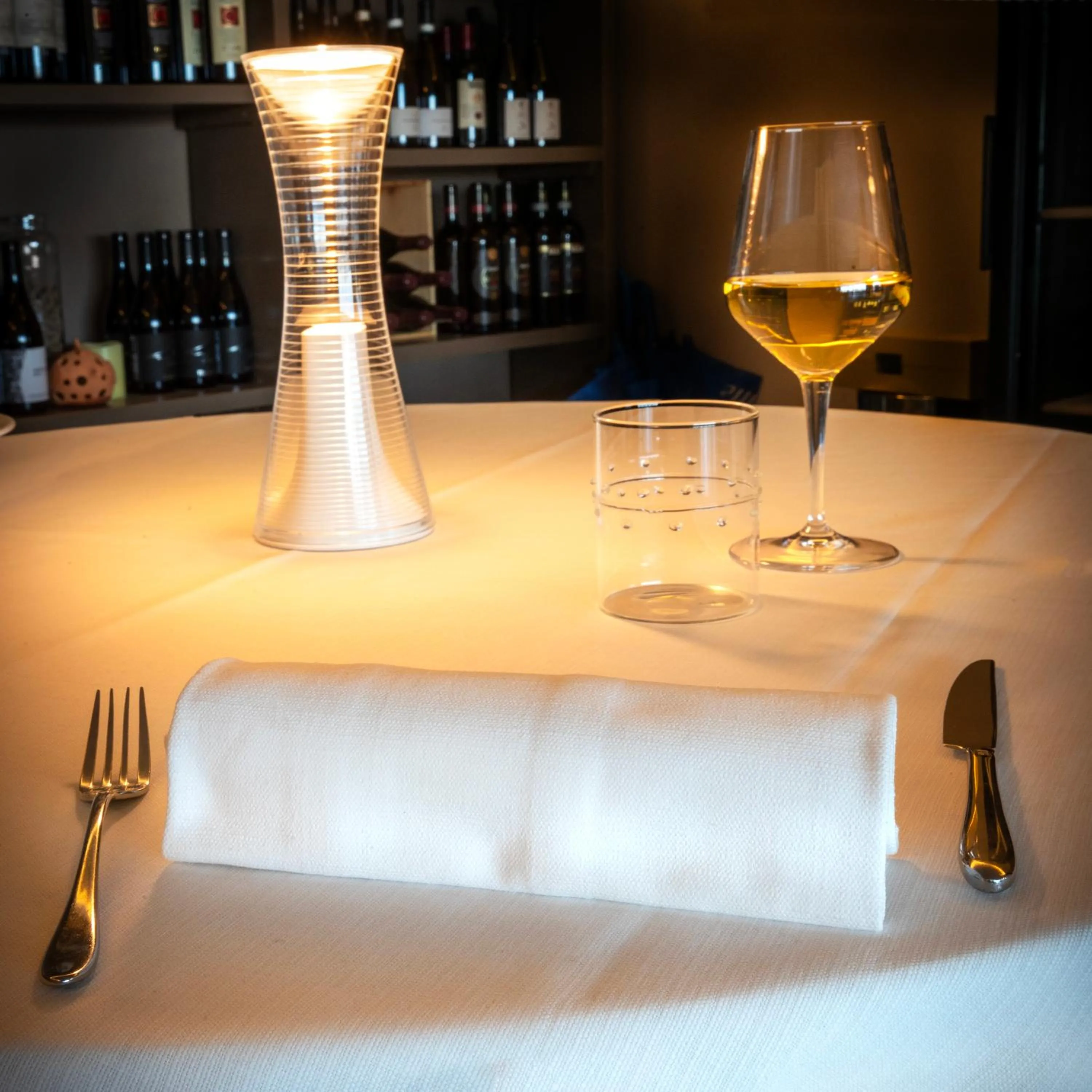 Restaurant/places to eat in Le Ville Relais