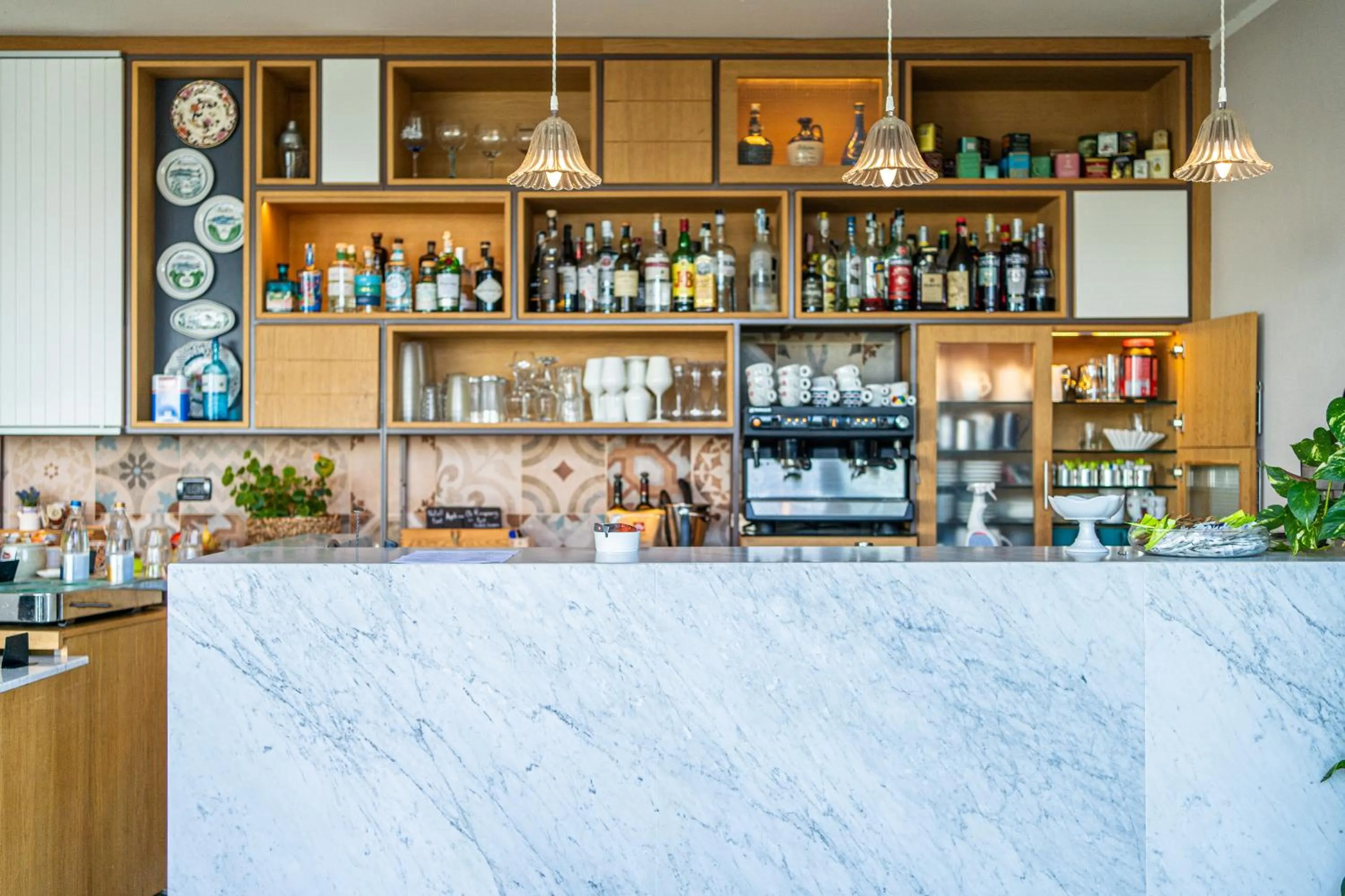 Lounge or bar in Le Ville Relais