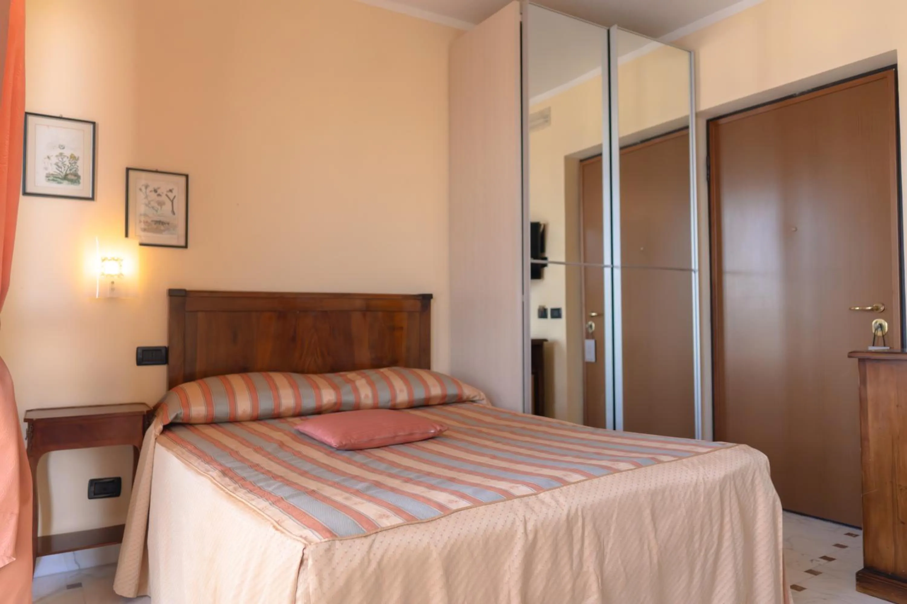 Bed in Le Ville Relais