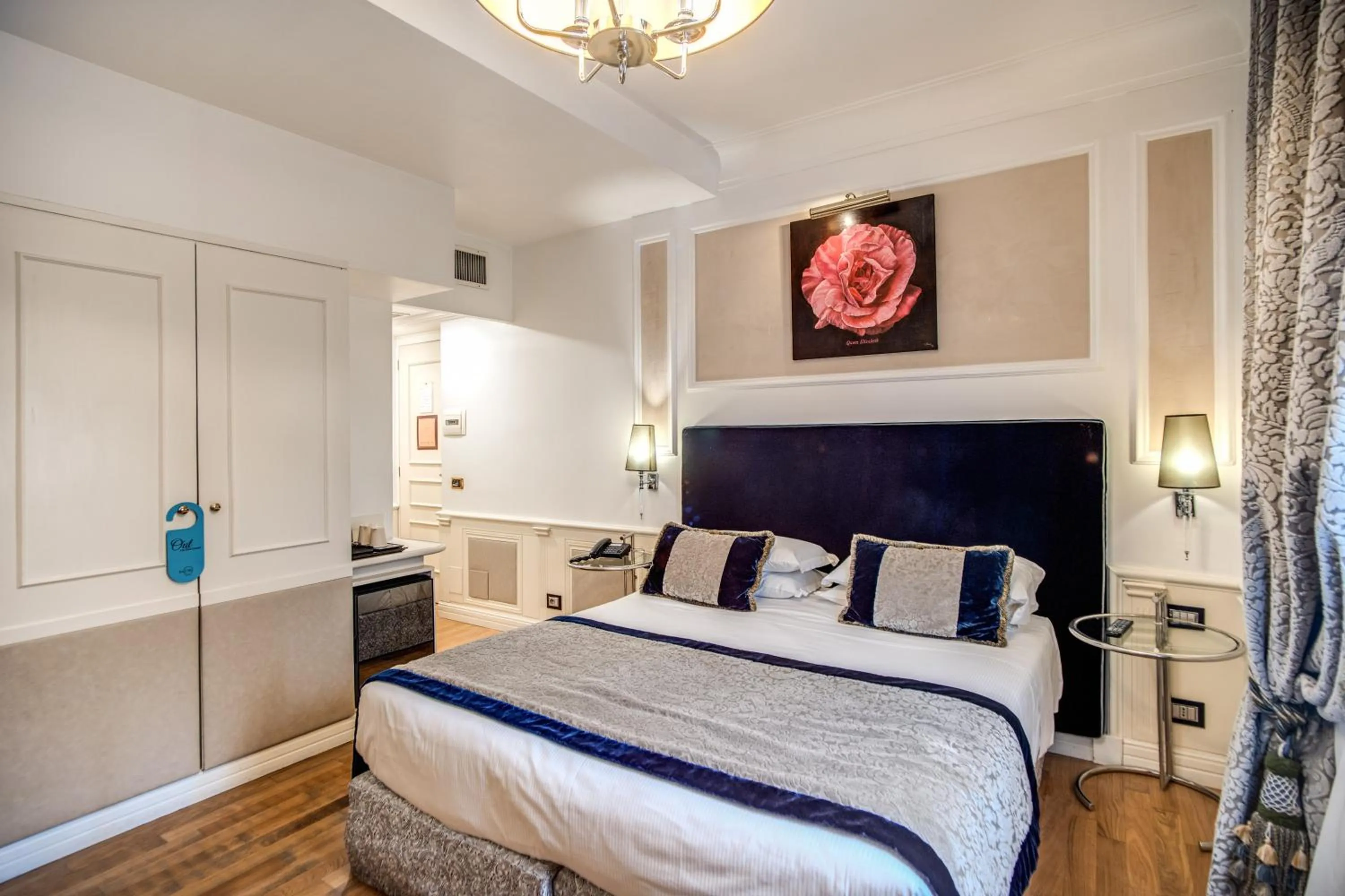 Bed in The Britannia Hotel