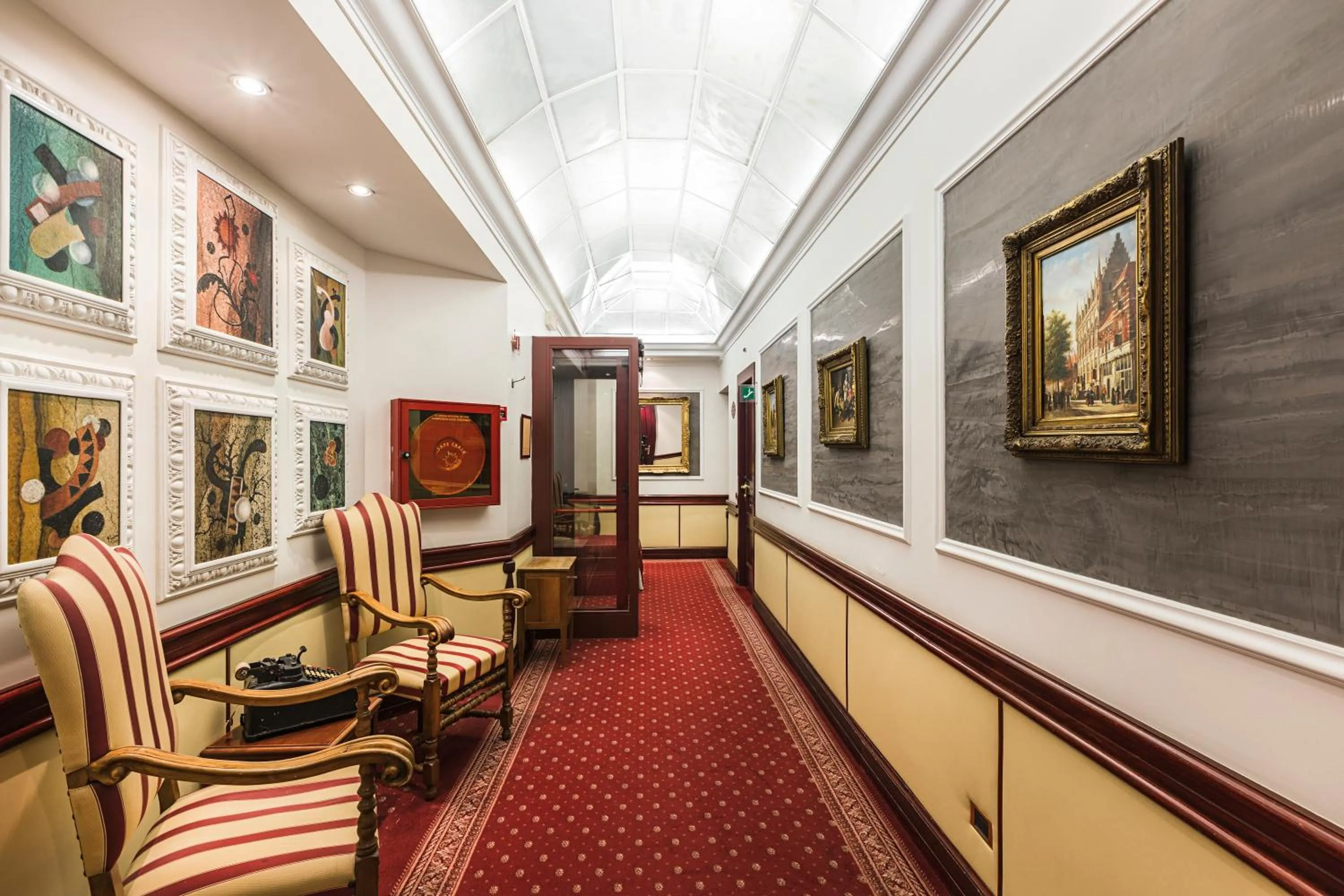 Decorative detail in The Britannia Hotel