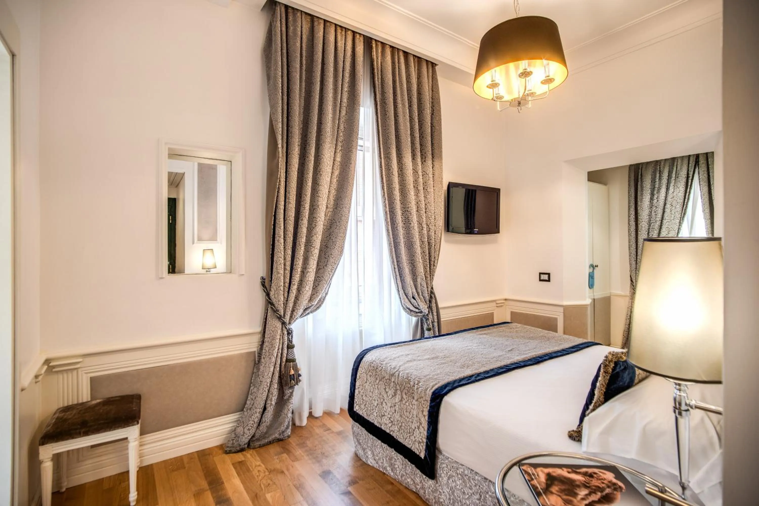 Bed in The Britannia Hotel