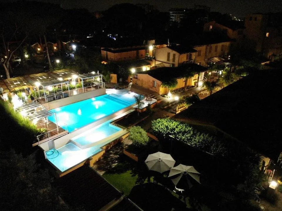 Swimming pool in Orto Di Roma