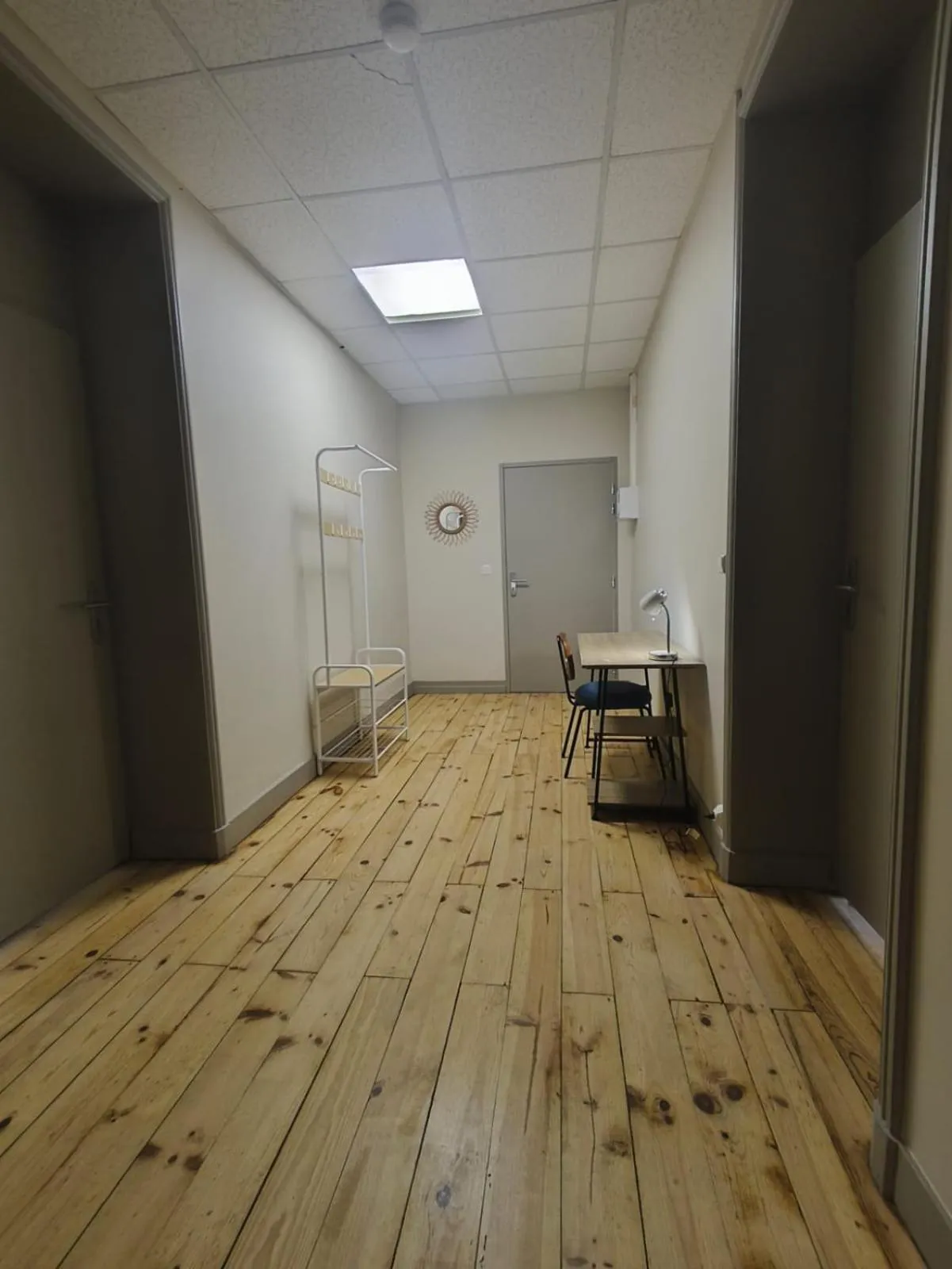 Facade/entrance in Gîte d'étape et de groupe du Clos Saint Roch