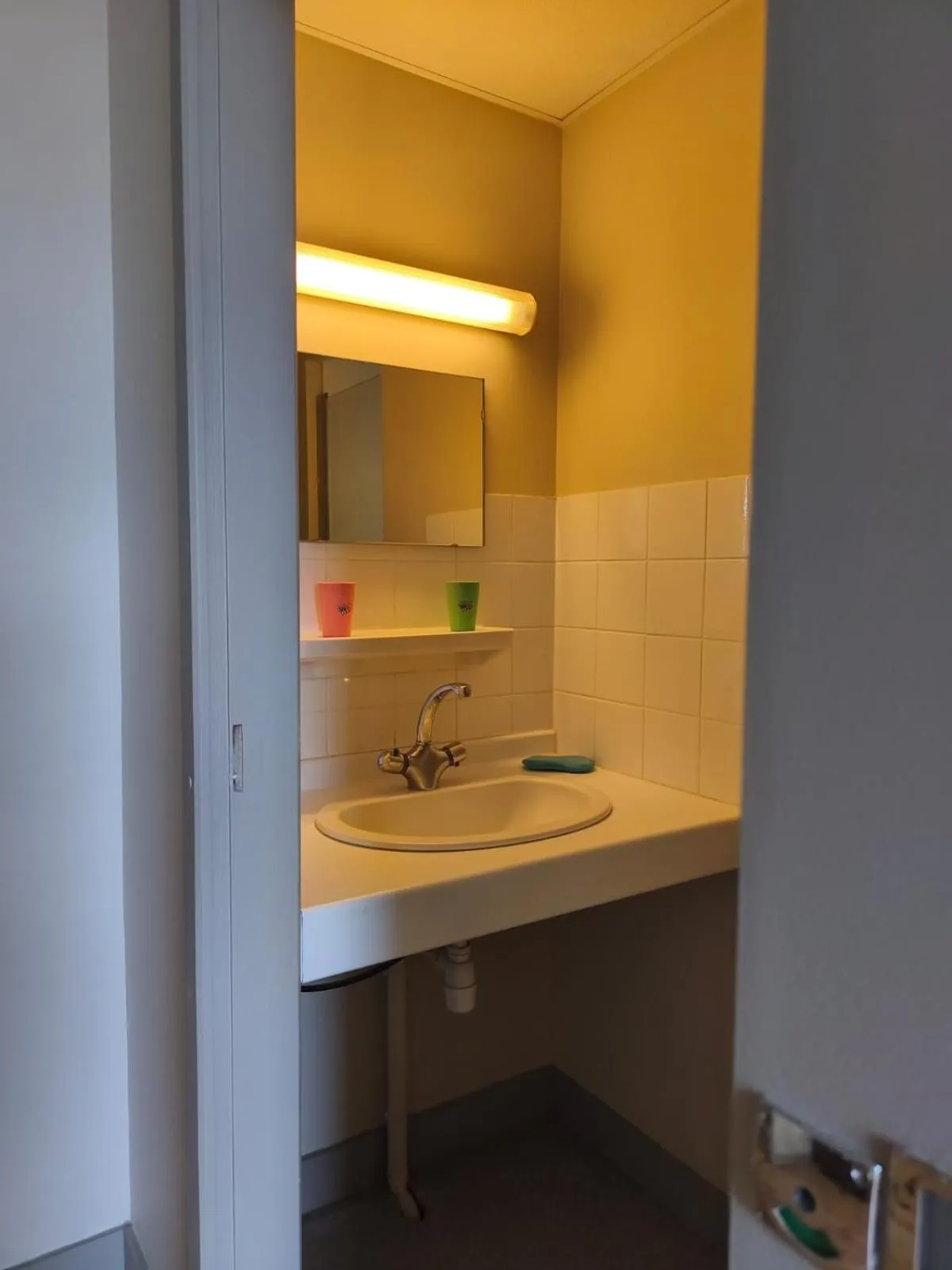 Bathroom in Gîte d'étape et de groupe du Clos Saint Roch