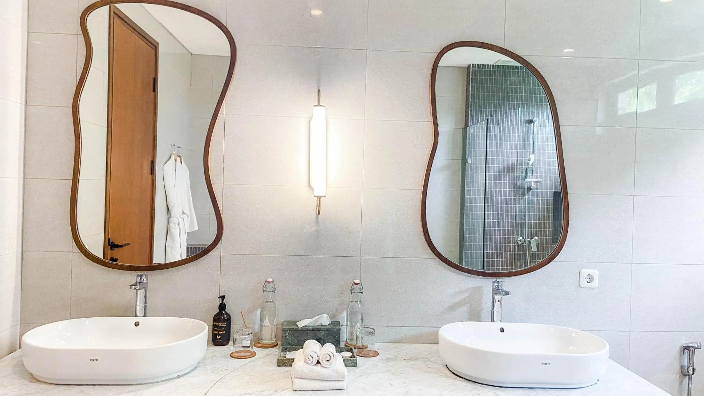 Toilet in Villa Daun 3 Canggu by Premier Hospitality Asia