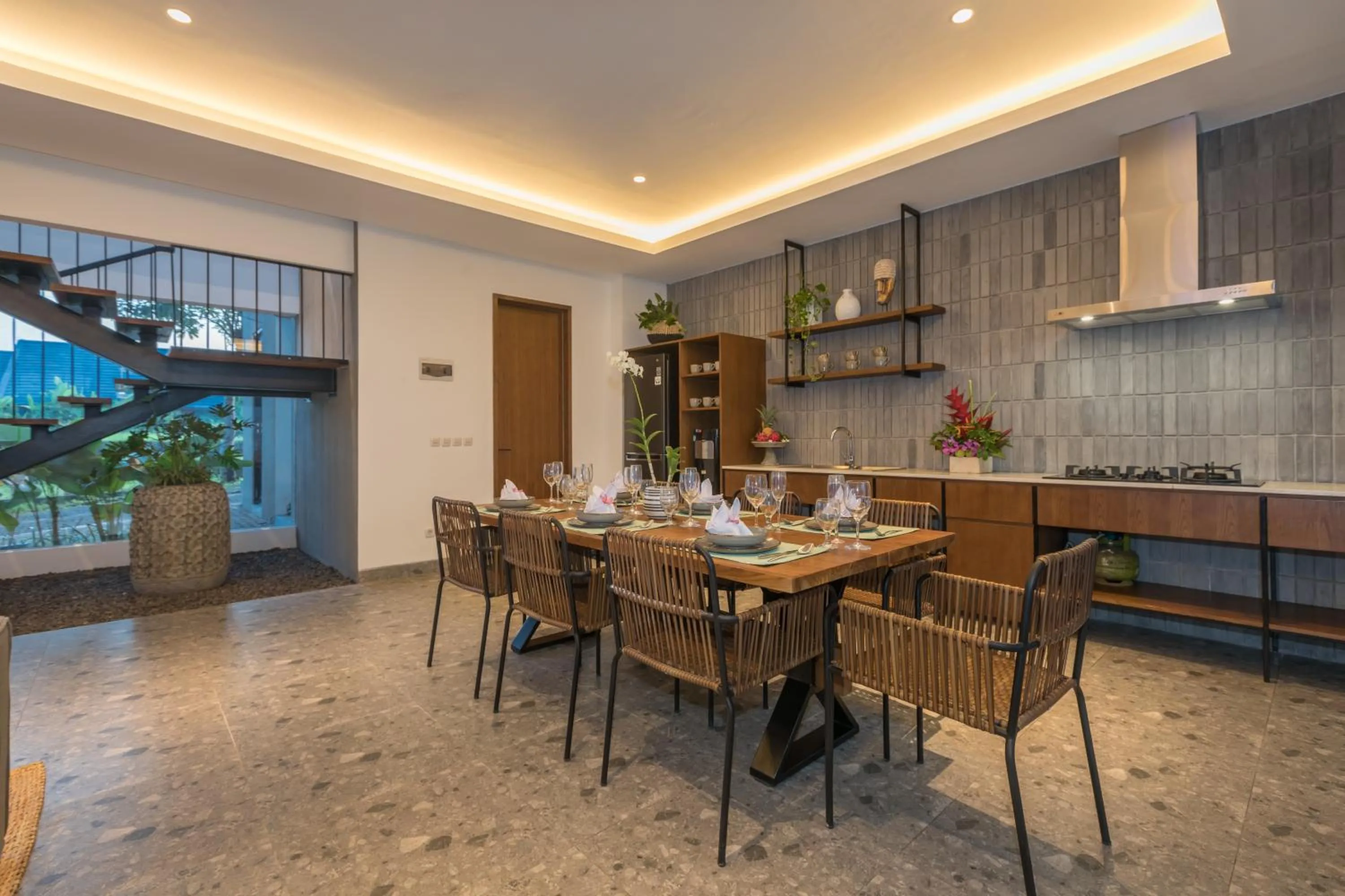 Dining area in Villa Daun 3 Canggu by Premier Hospitality Asia