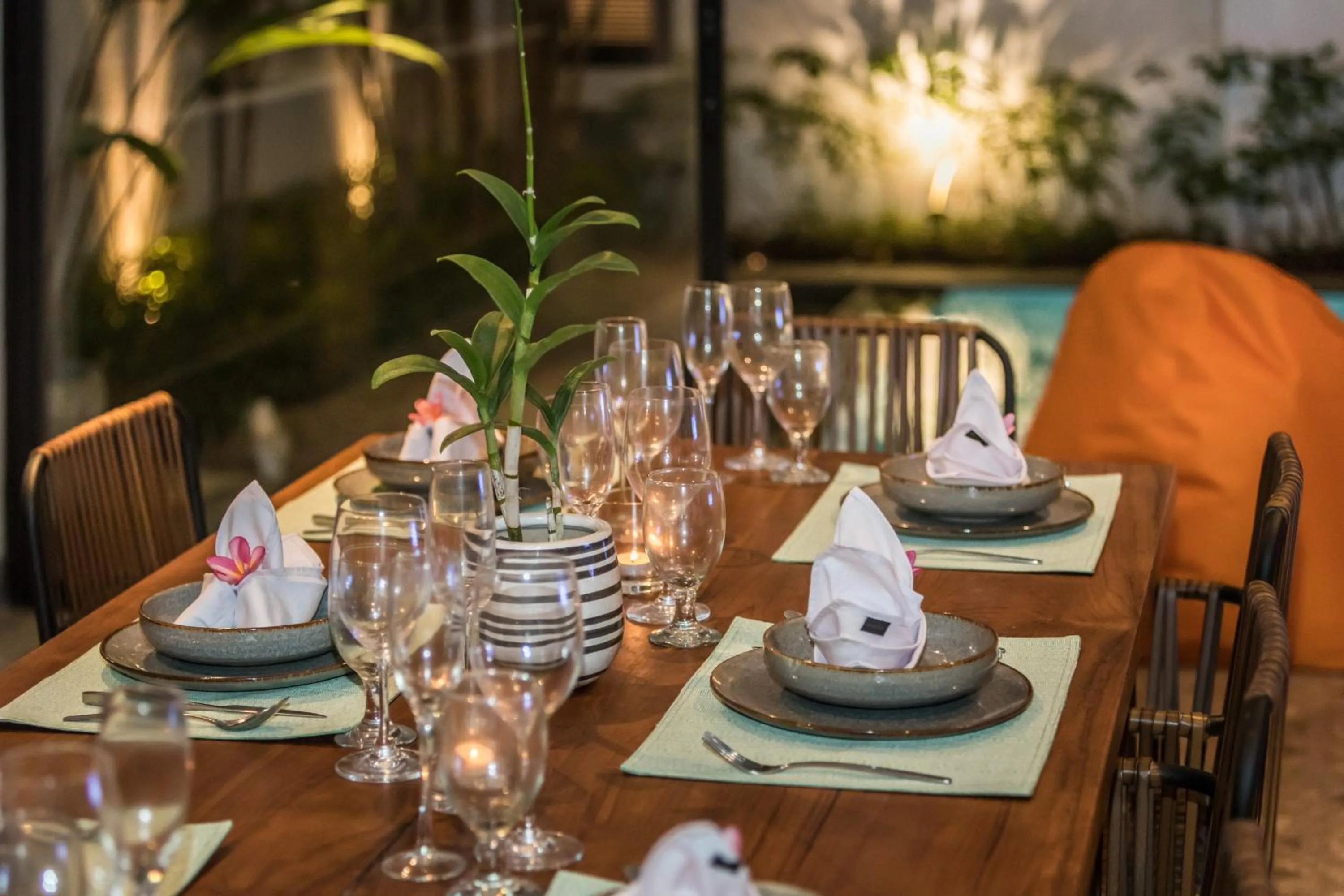 Restaurant/places to eat in Villa Daun 3 Canggu by Premier Hospitality Asia