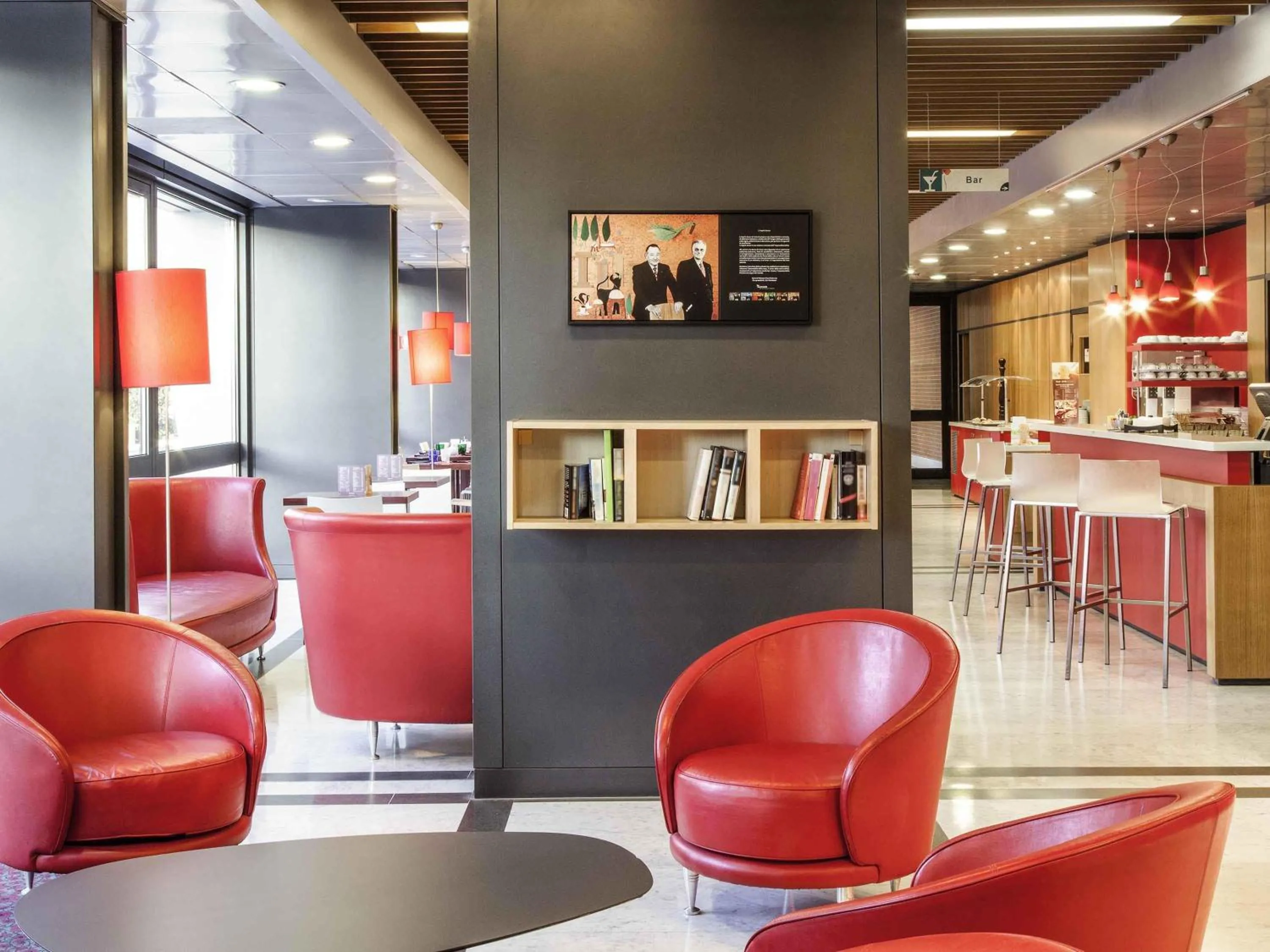 Property building in Ibis Roma Fiera