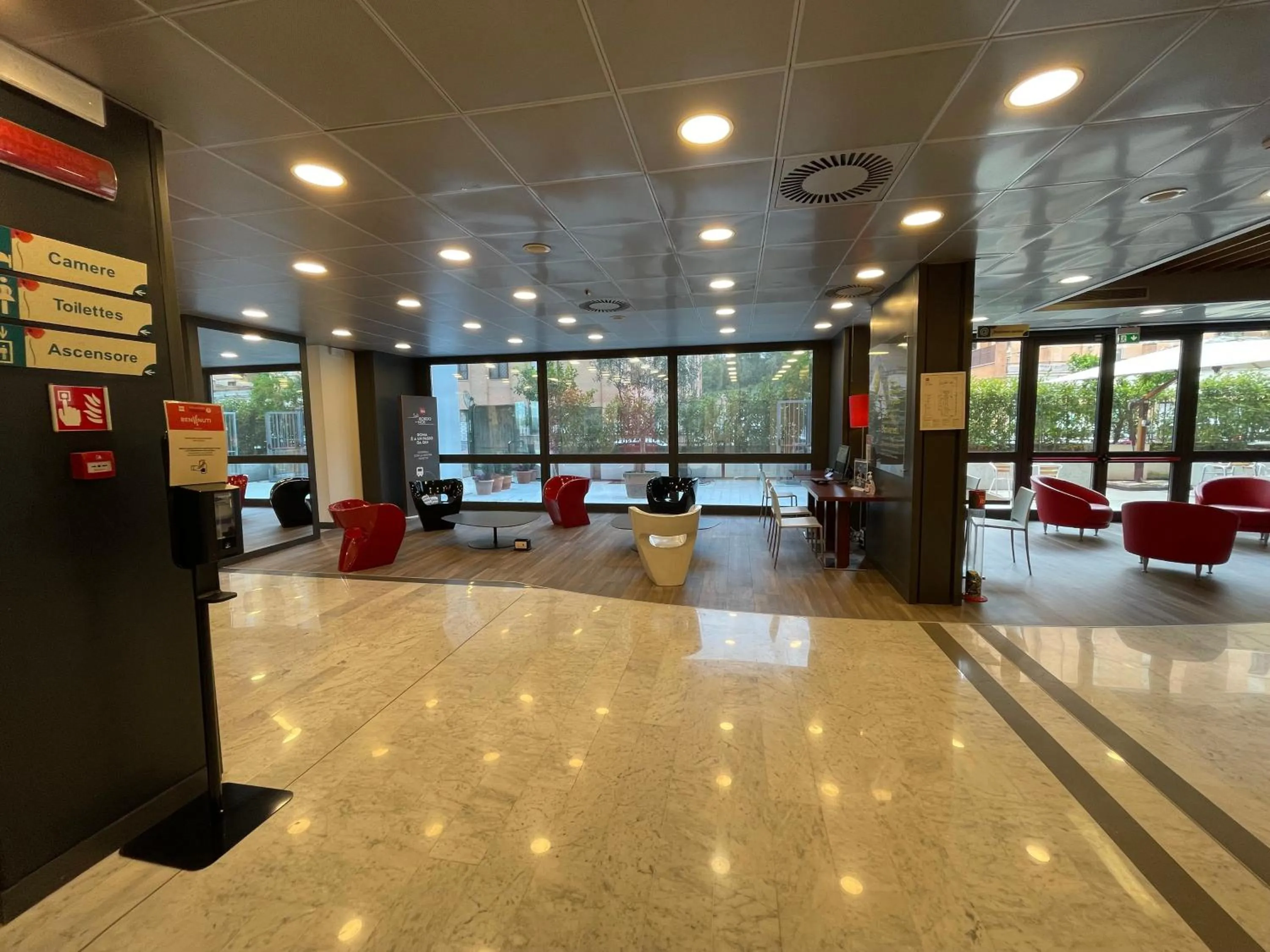 Property building in Ibis Roma Fiera