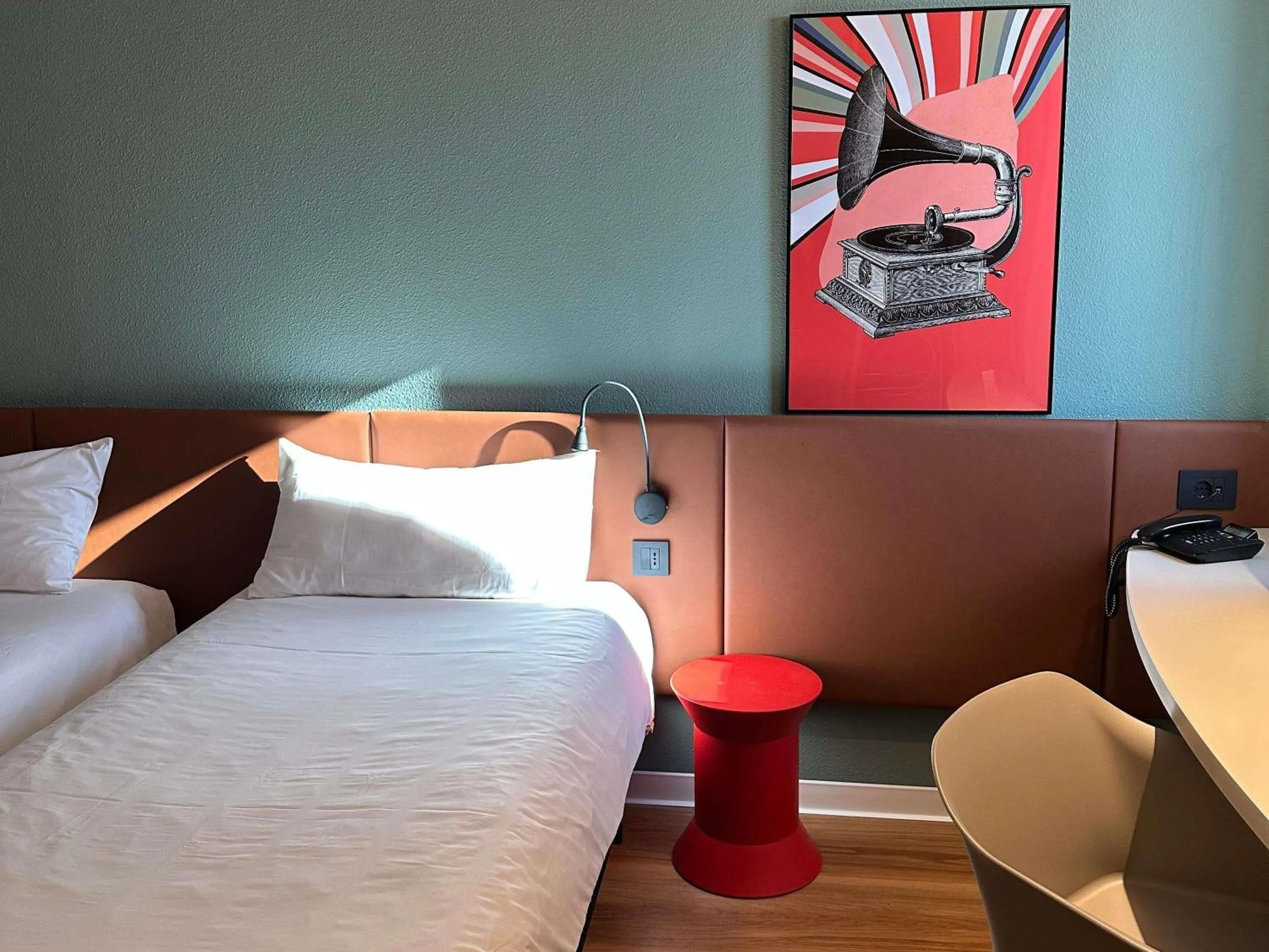 Bedroom, Bed in Ibis Roma Fiera