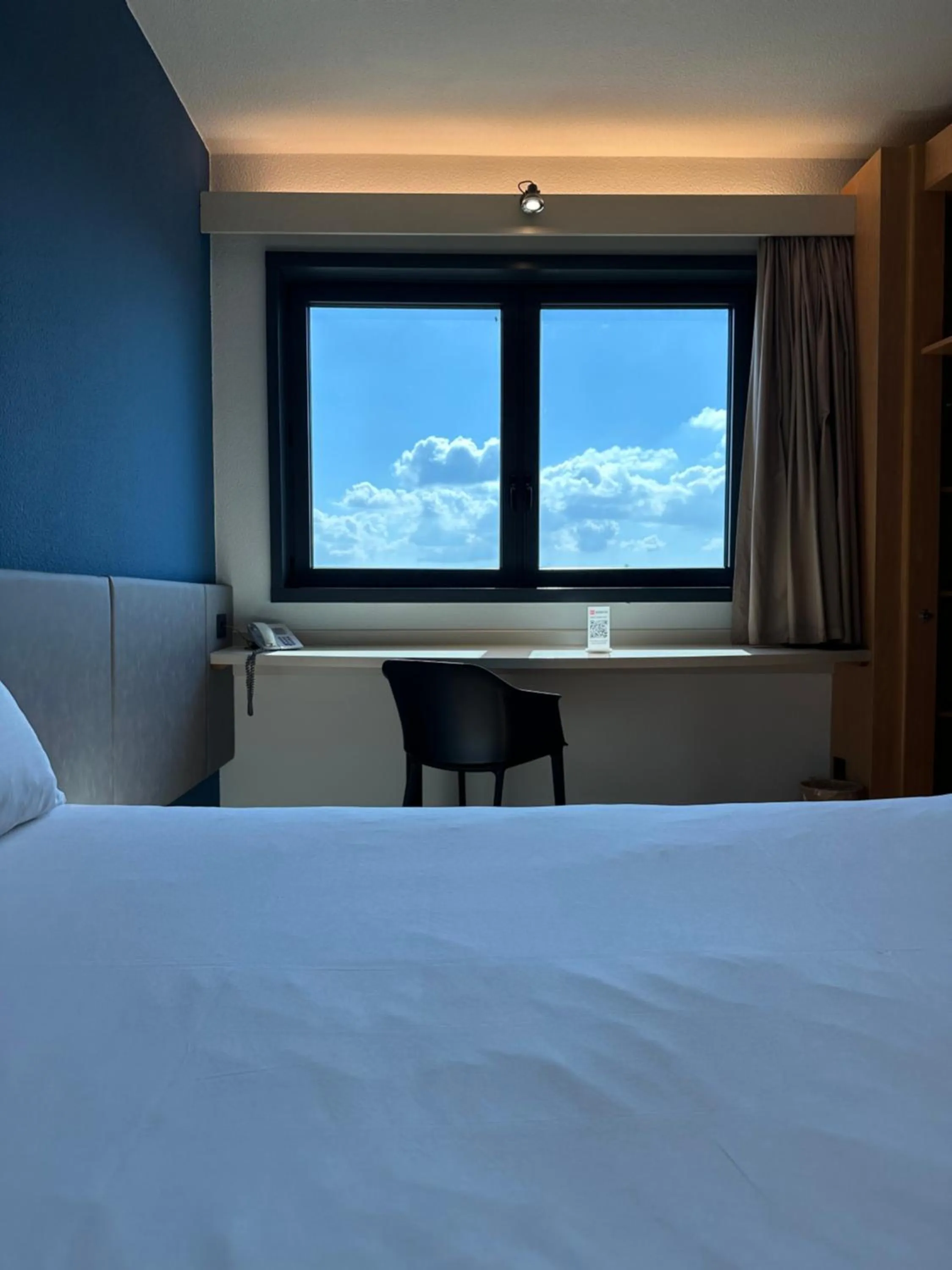 Bedroom, Bed in Ibis Roma Fiera