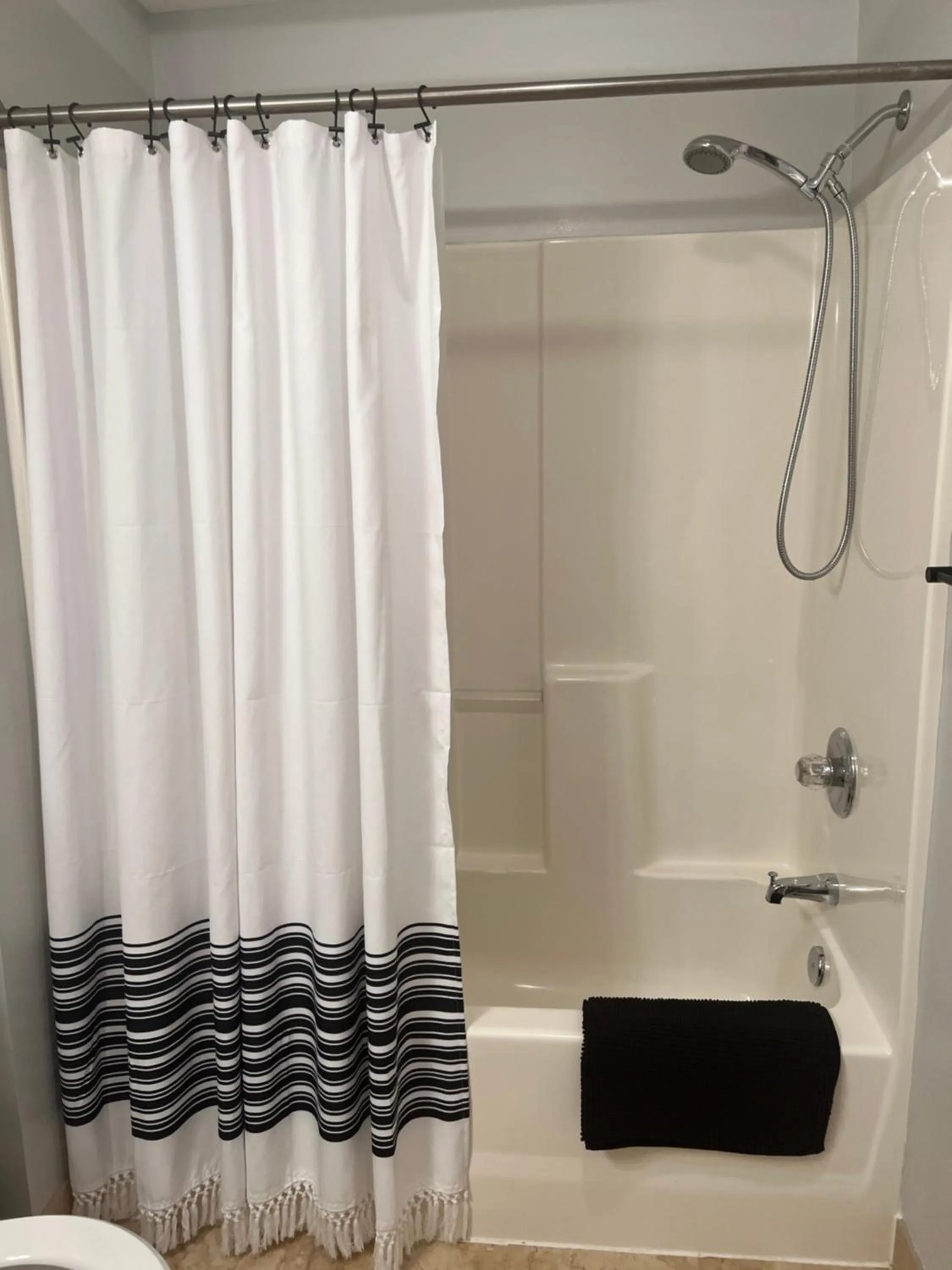 Downtown Norfolk Loft