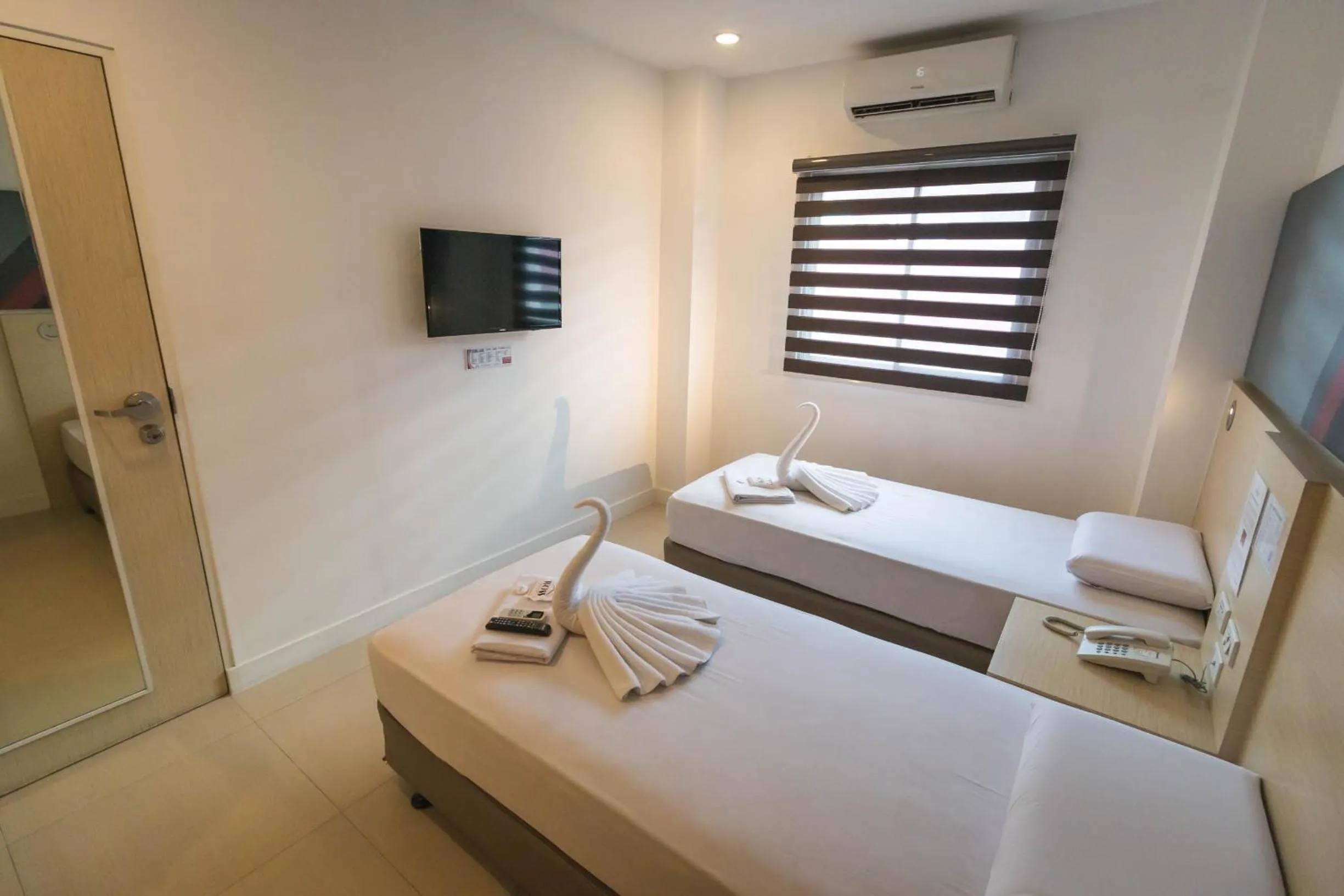 Bed in Wow Budget Hotel Cubao