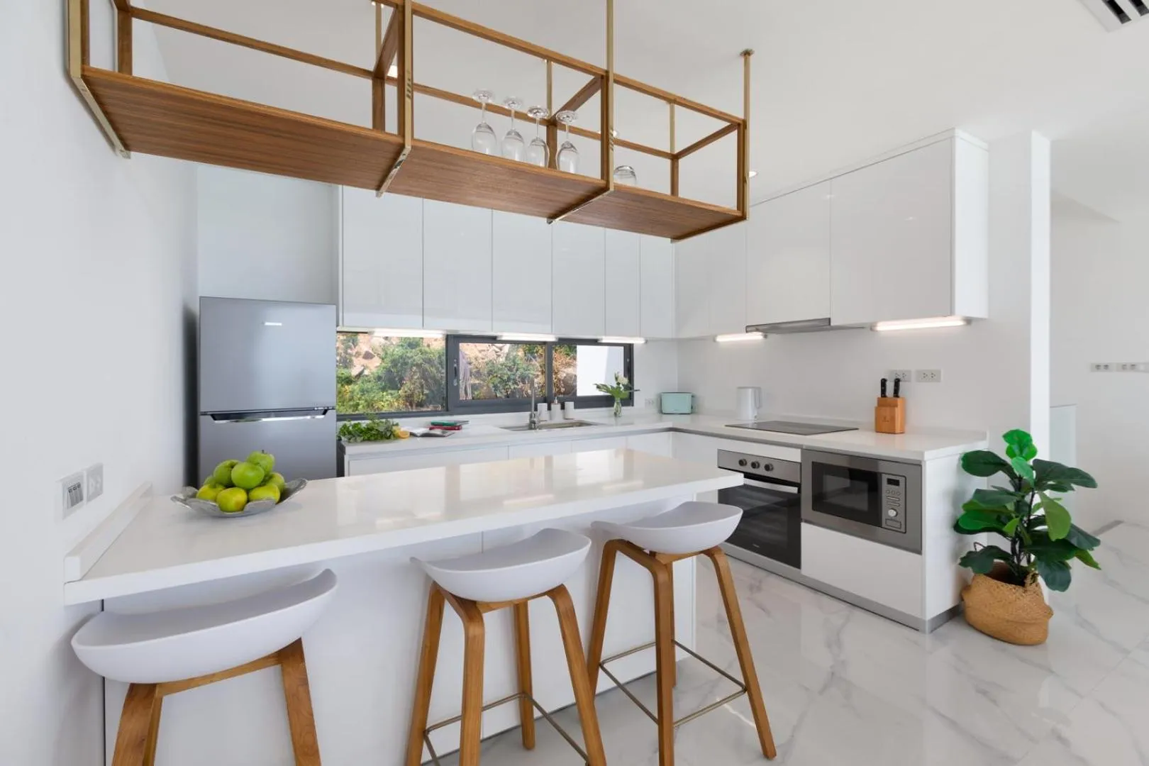 Kitchen or kitchenette in Villa The Wave 2 Residence